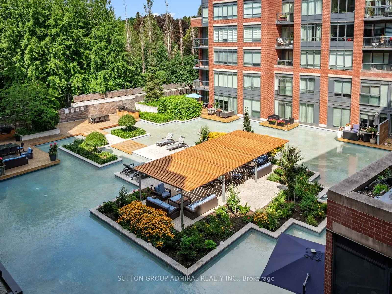 7608 Yonge Street #405