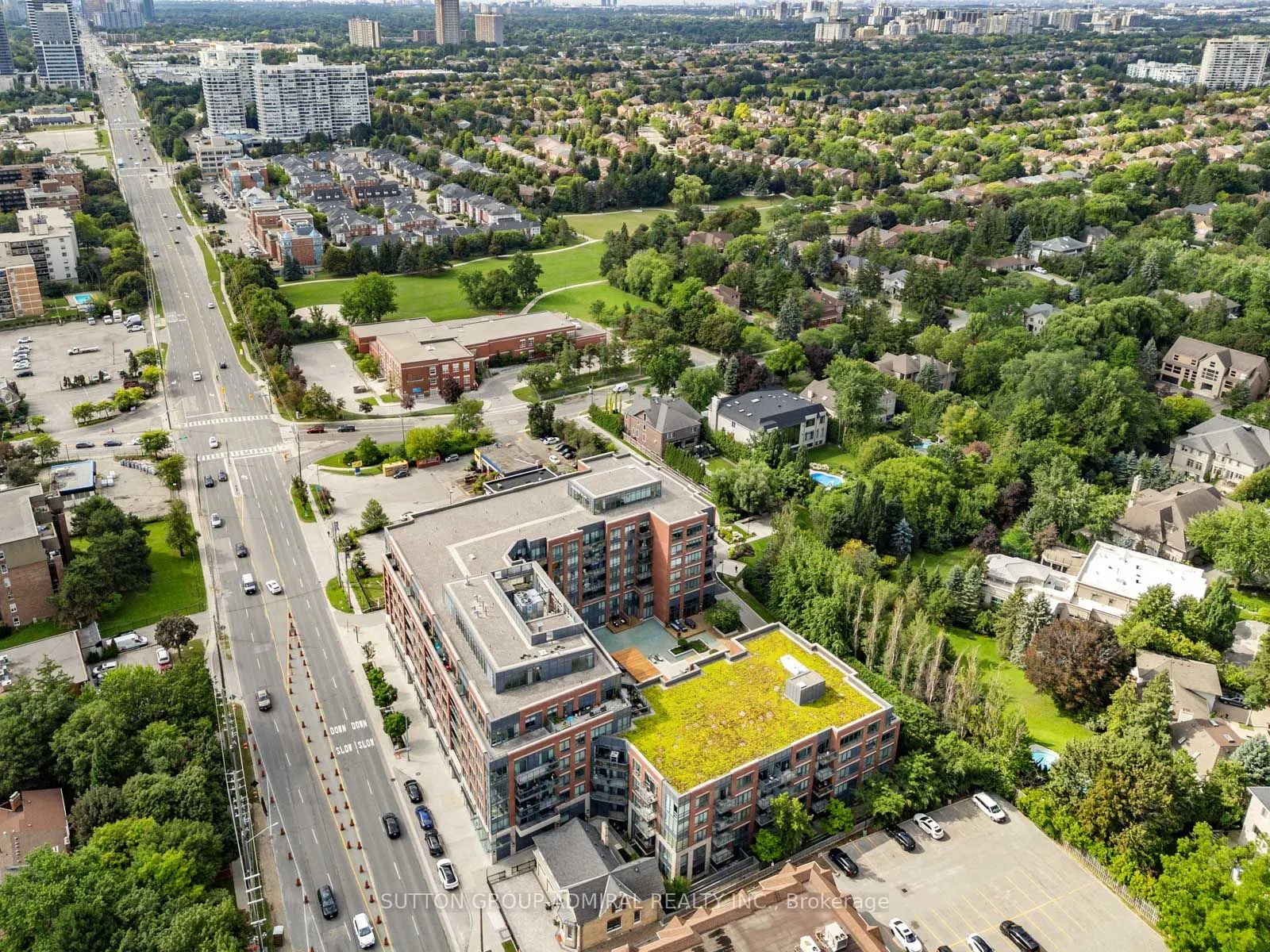 7608 Yonge Street #405