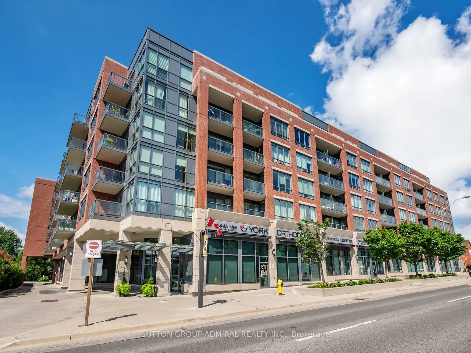 7608 Yonge Street #405