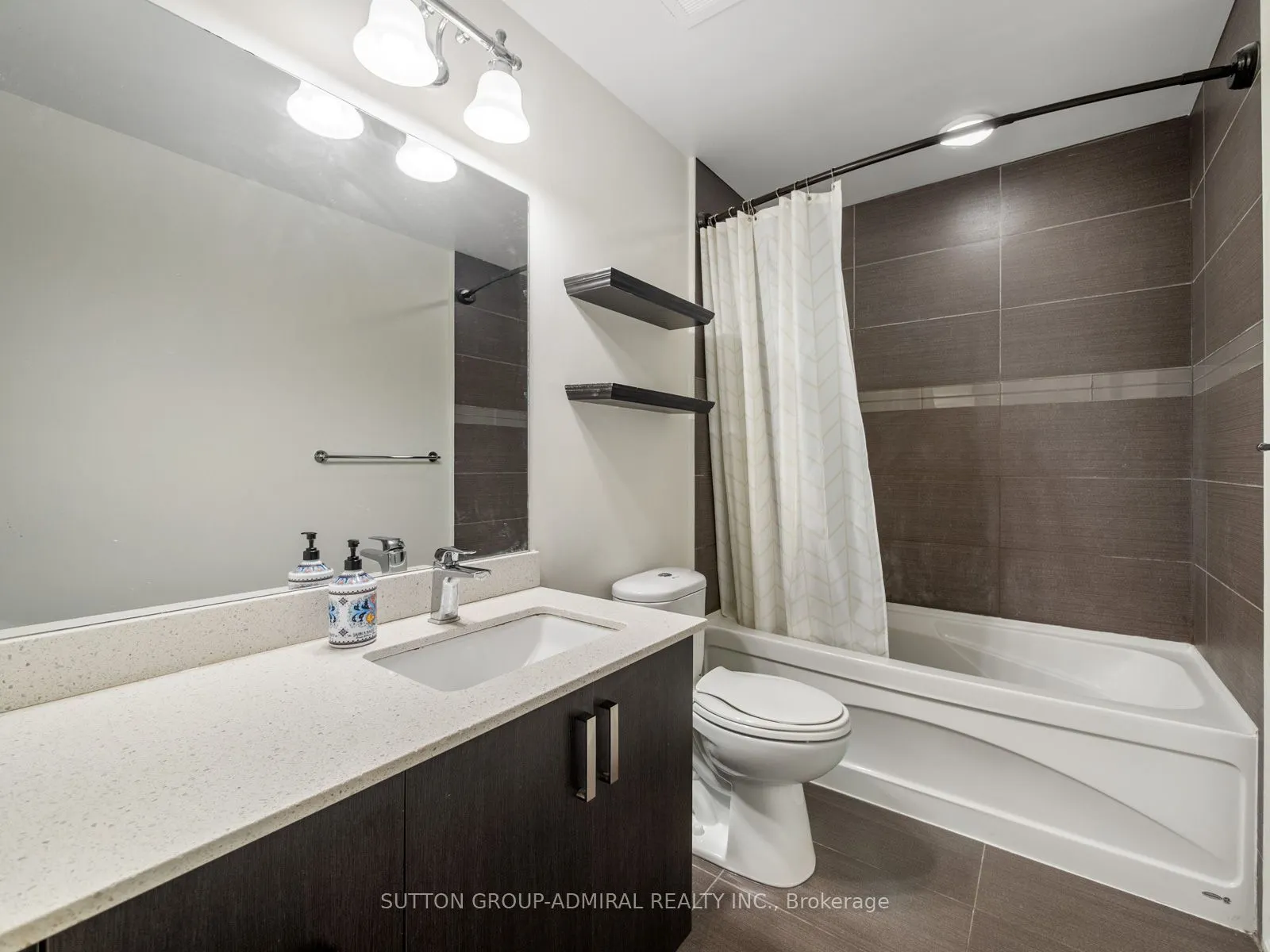 7608 Yonge Street #405