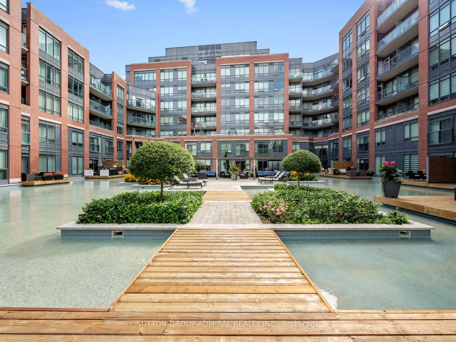 7608 Yonge Street #405