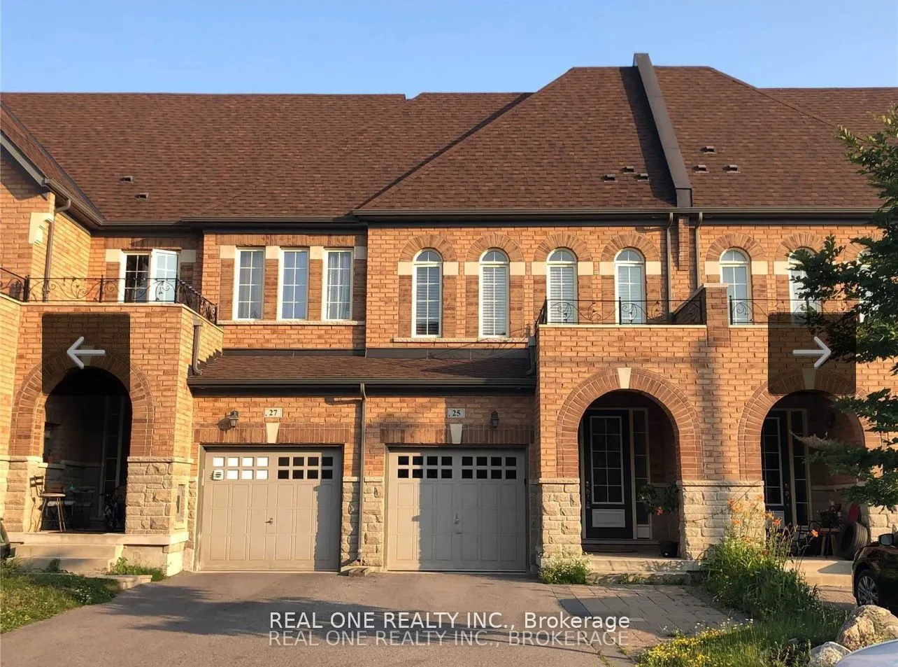 25 Paper Mills Crescent