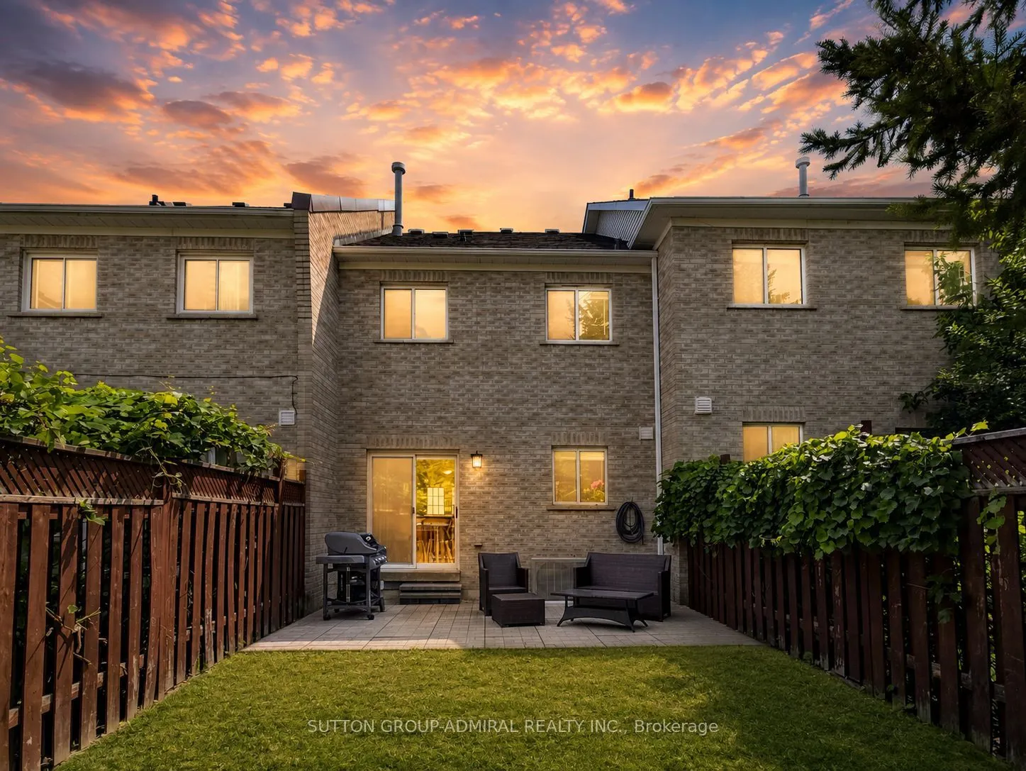 12 Elderbrook Crescent