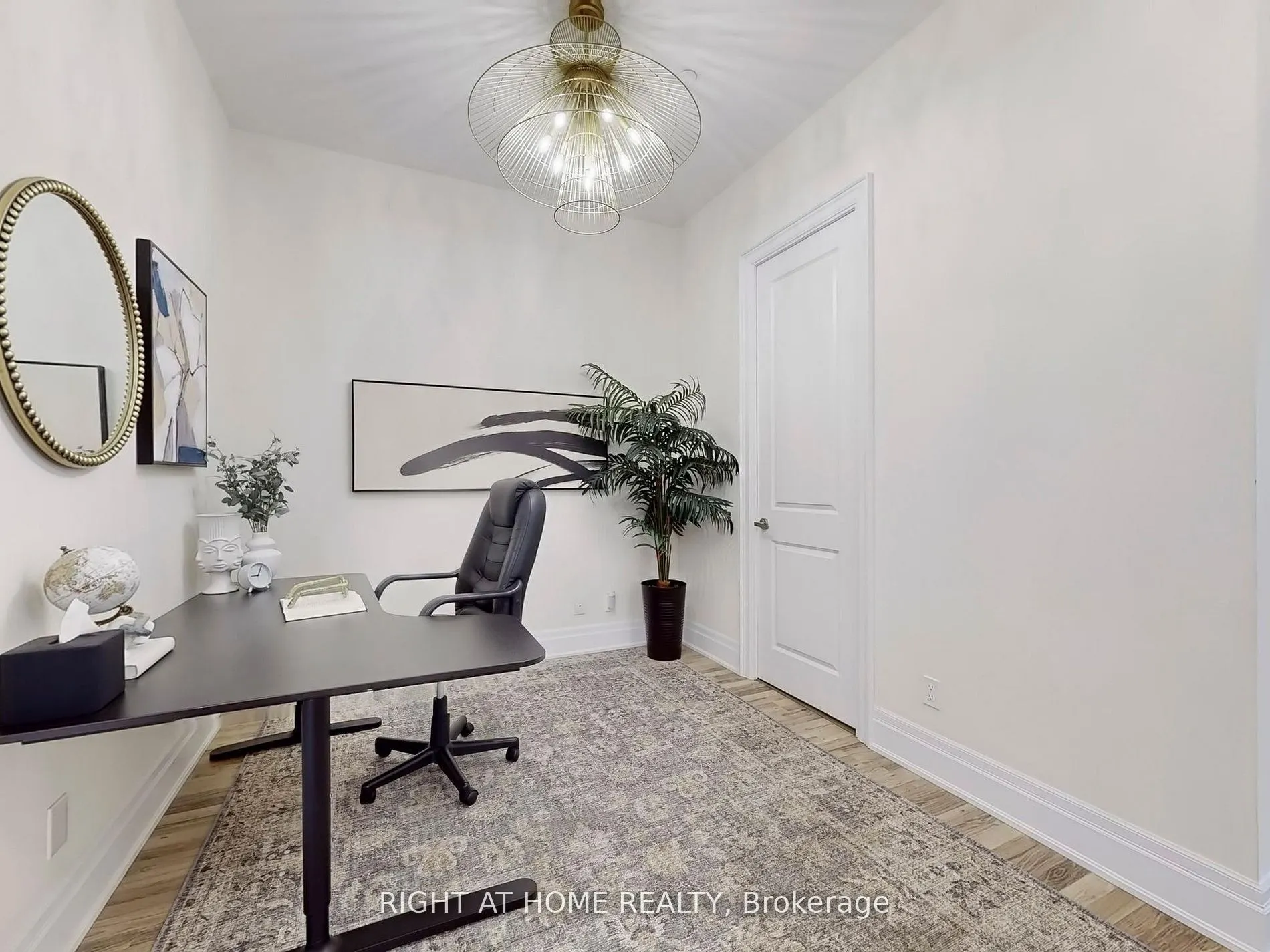 9075 Jane Street #106