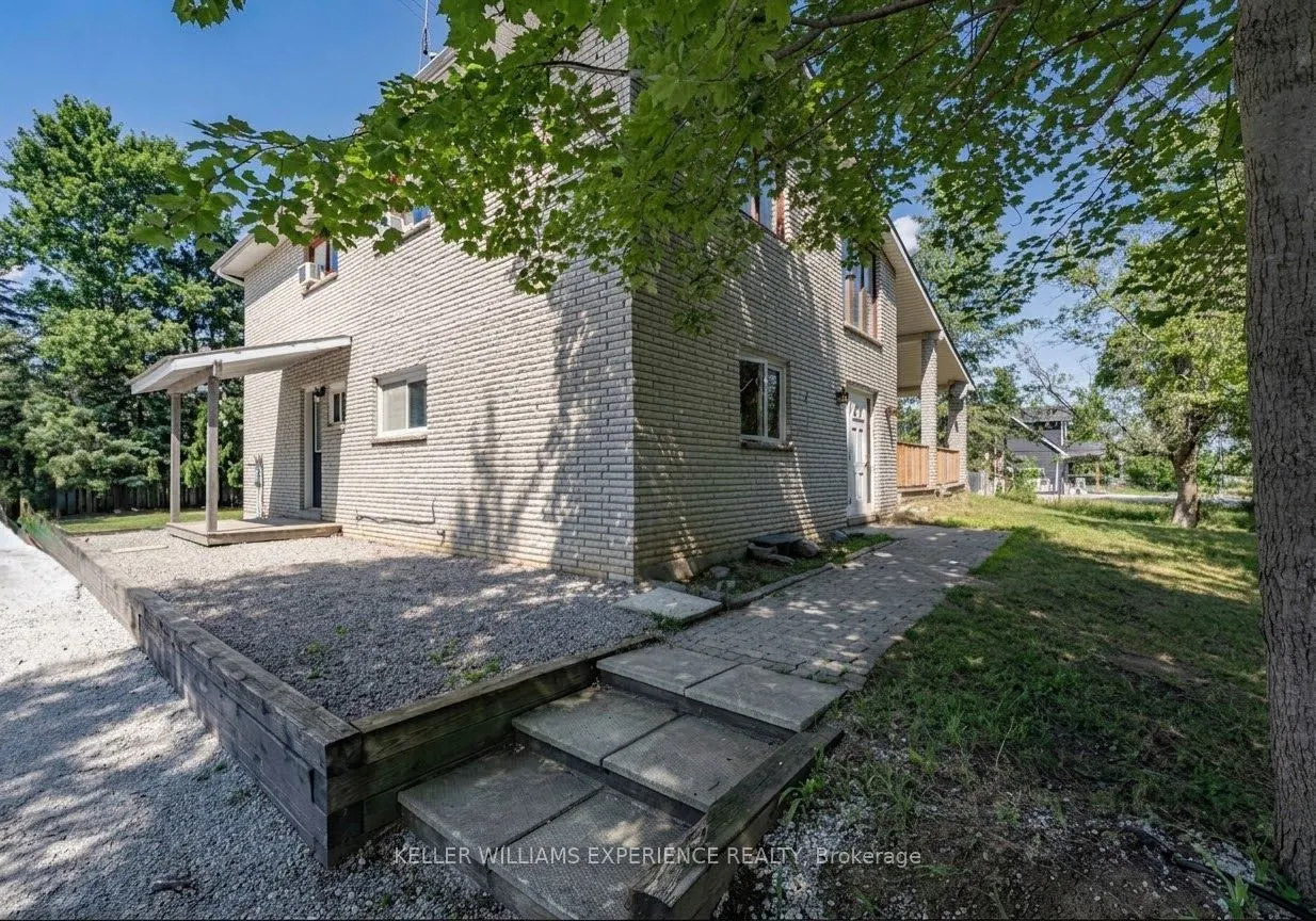 8867 Mckinnon Road