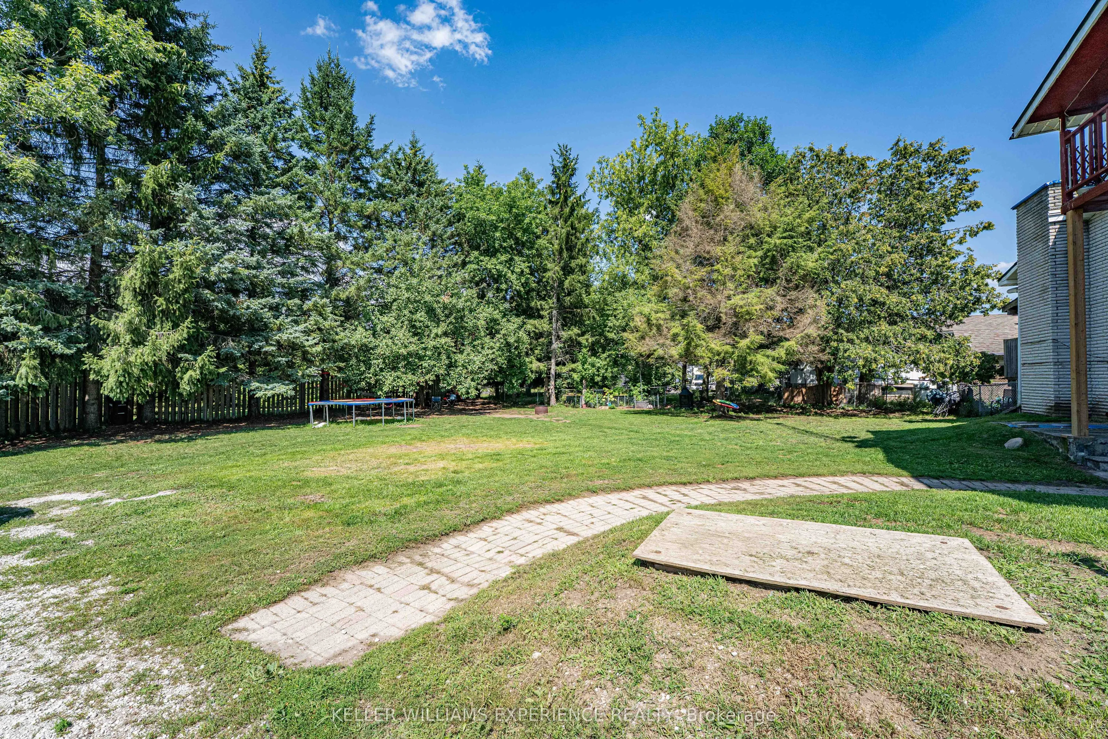 8867 Mckinnon Road