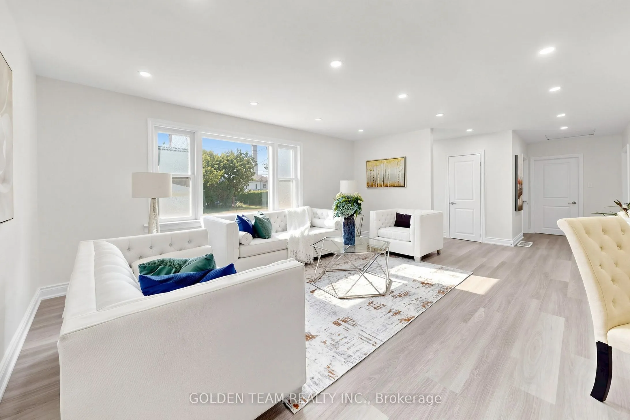 78 Riveredge Drive