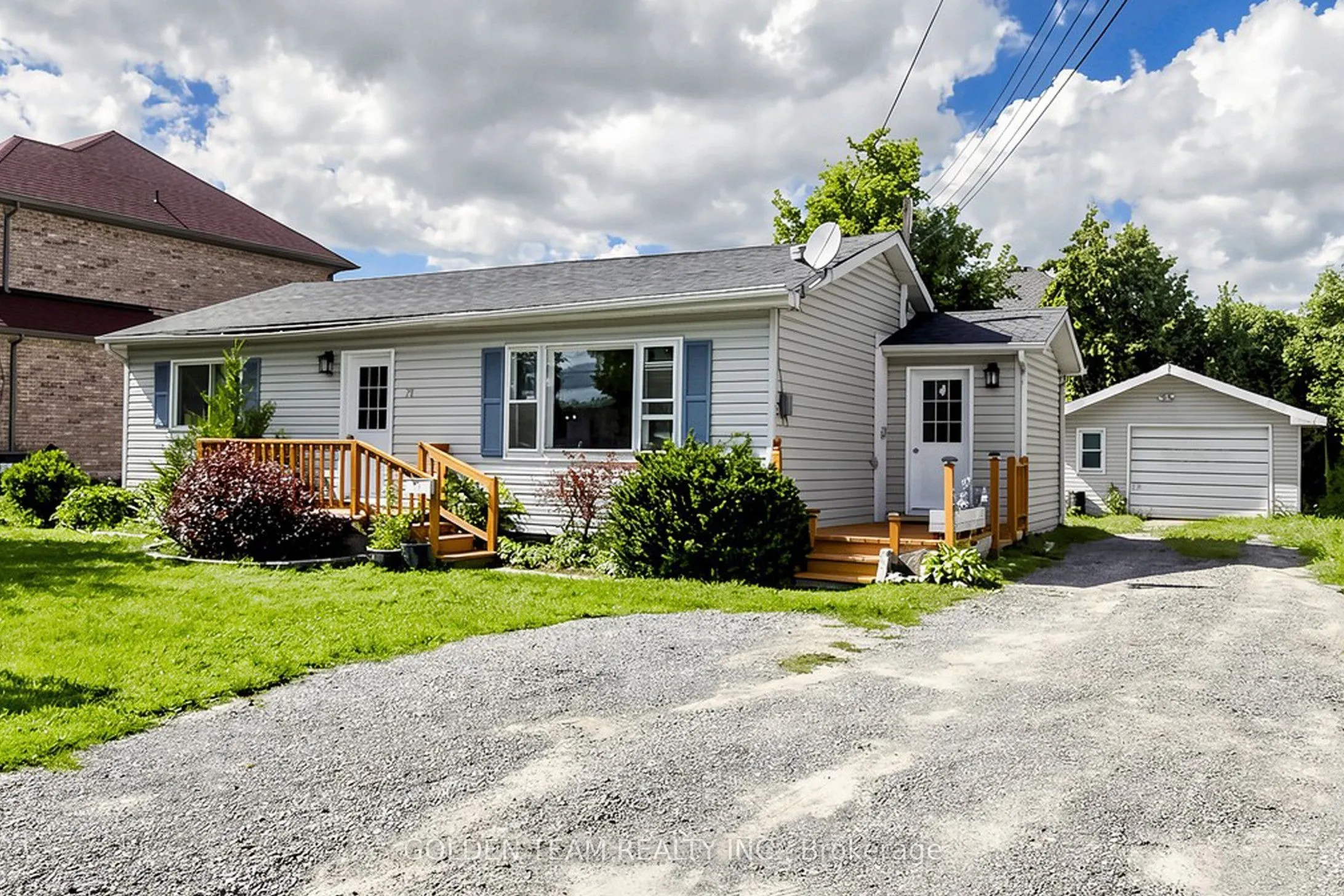 78 Riveredge Drive
