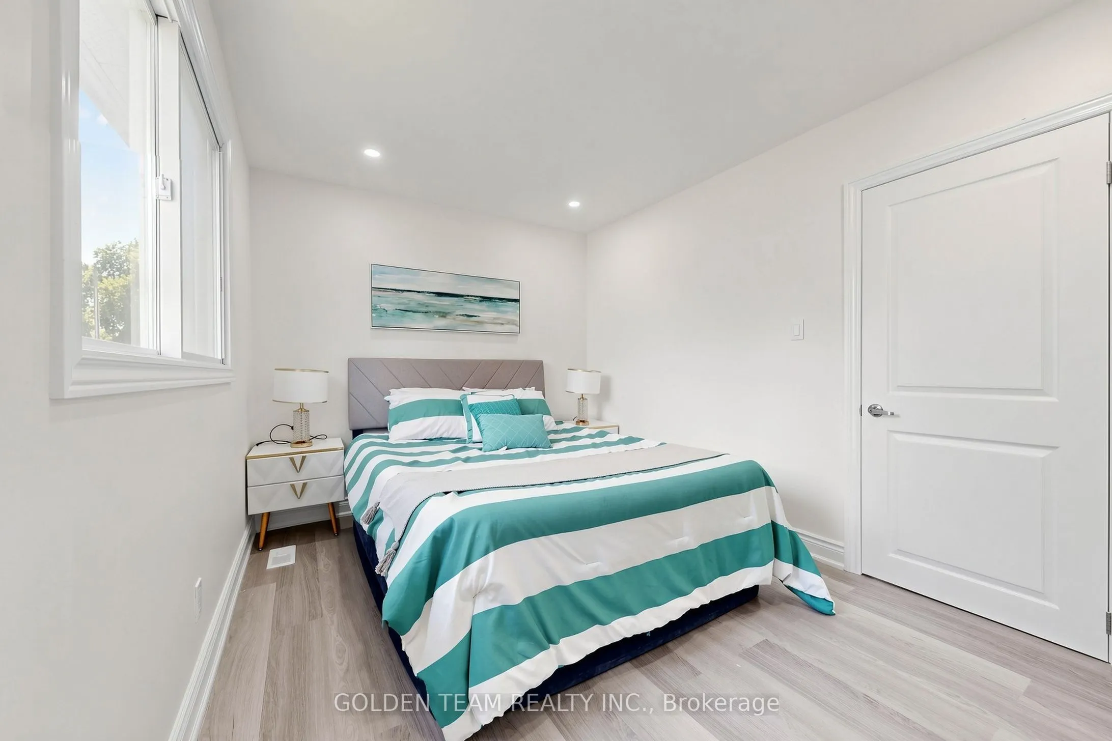 78 Riveredge Drive