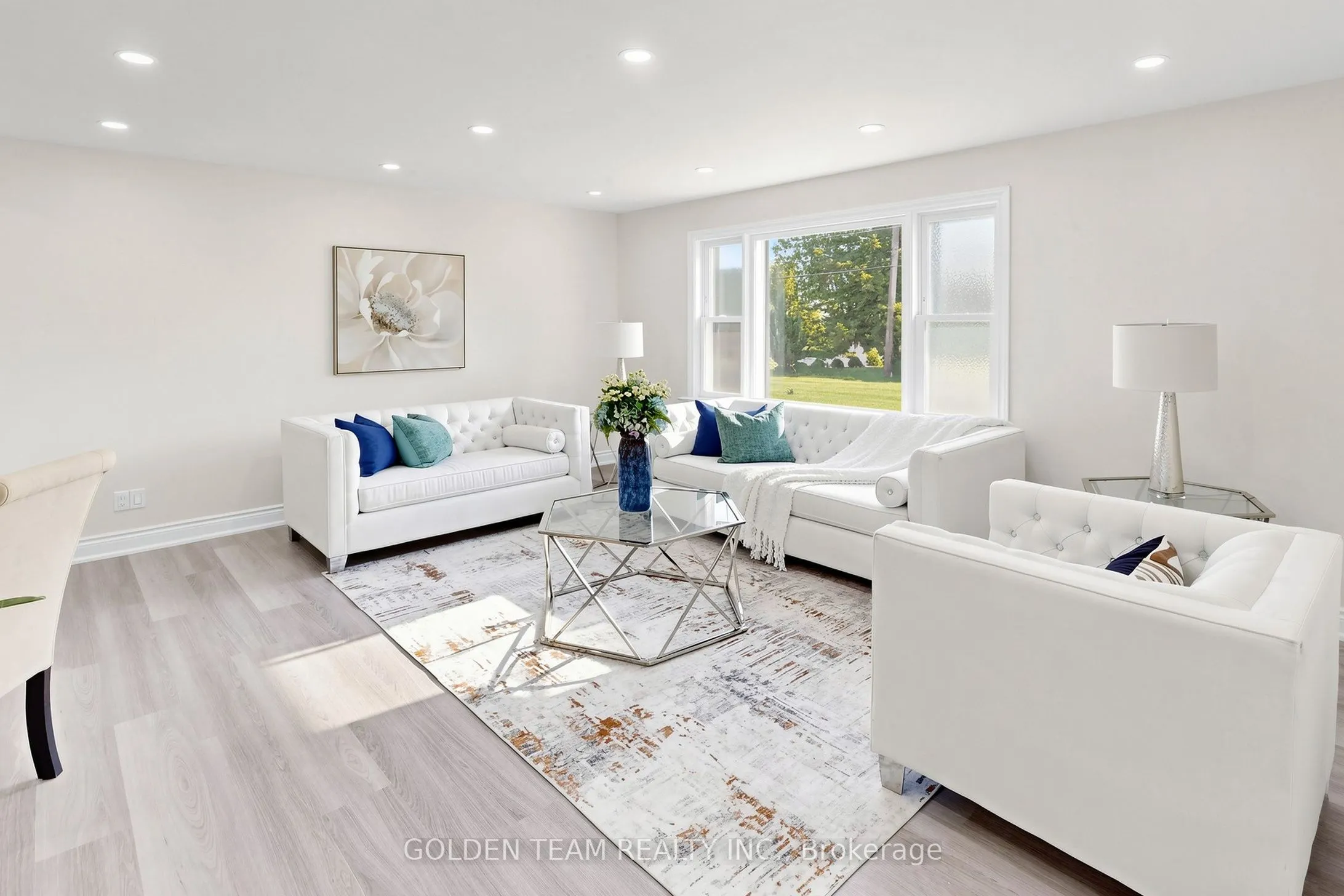 78 Riveredge Drive