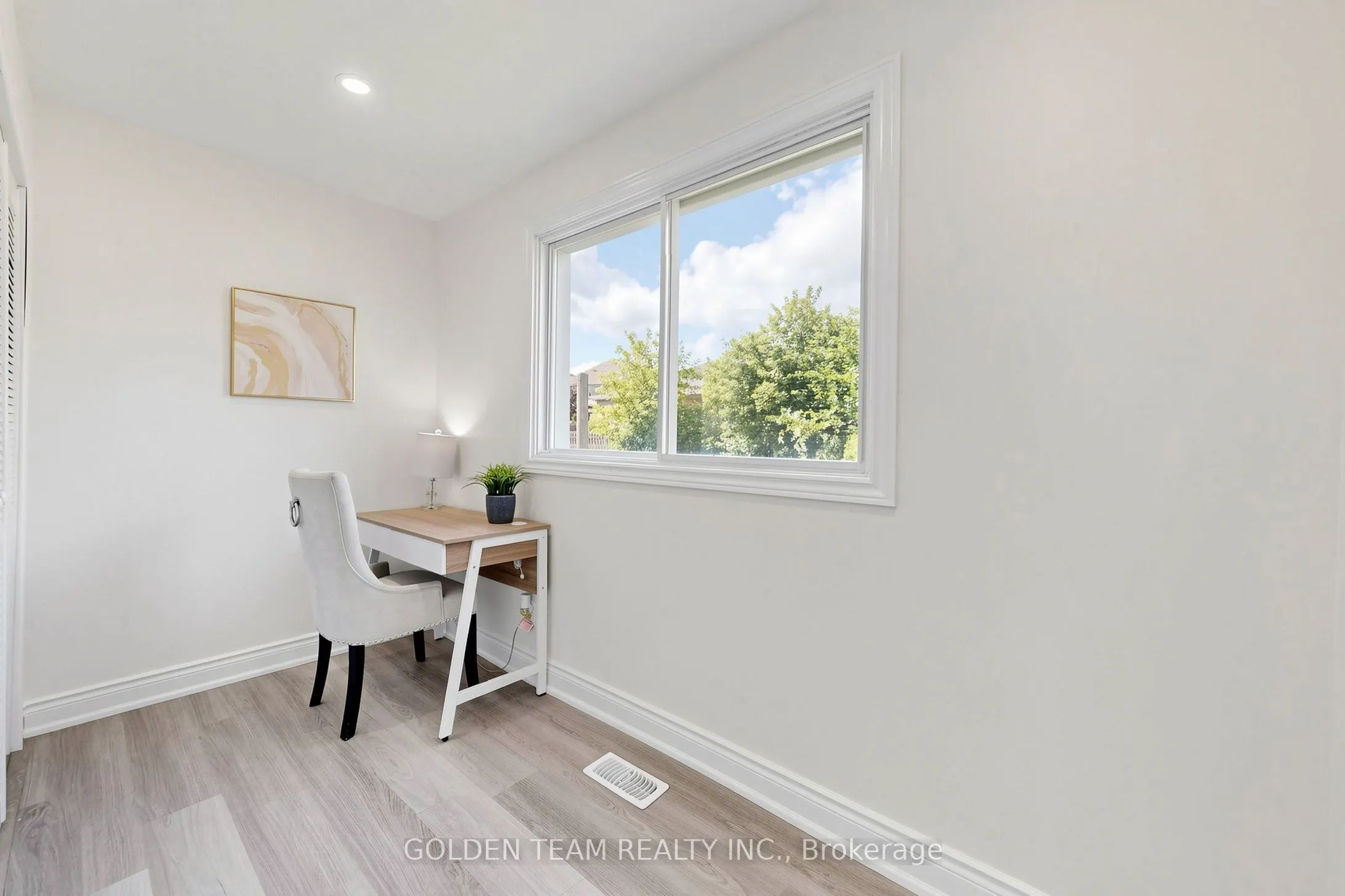 78 Riveredge Drive