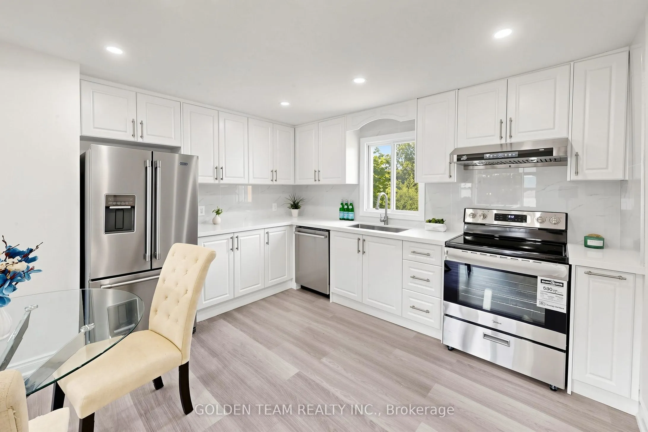 78 Riveredge Drive