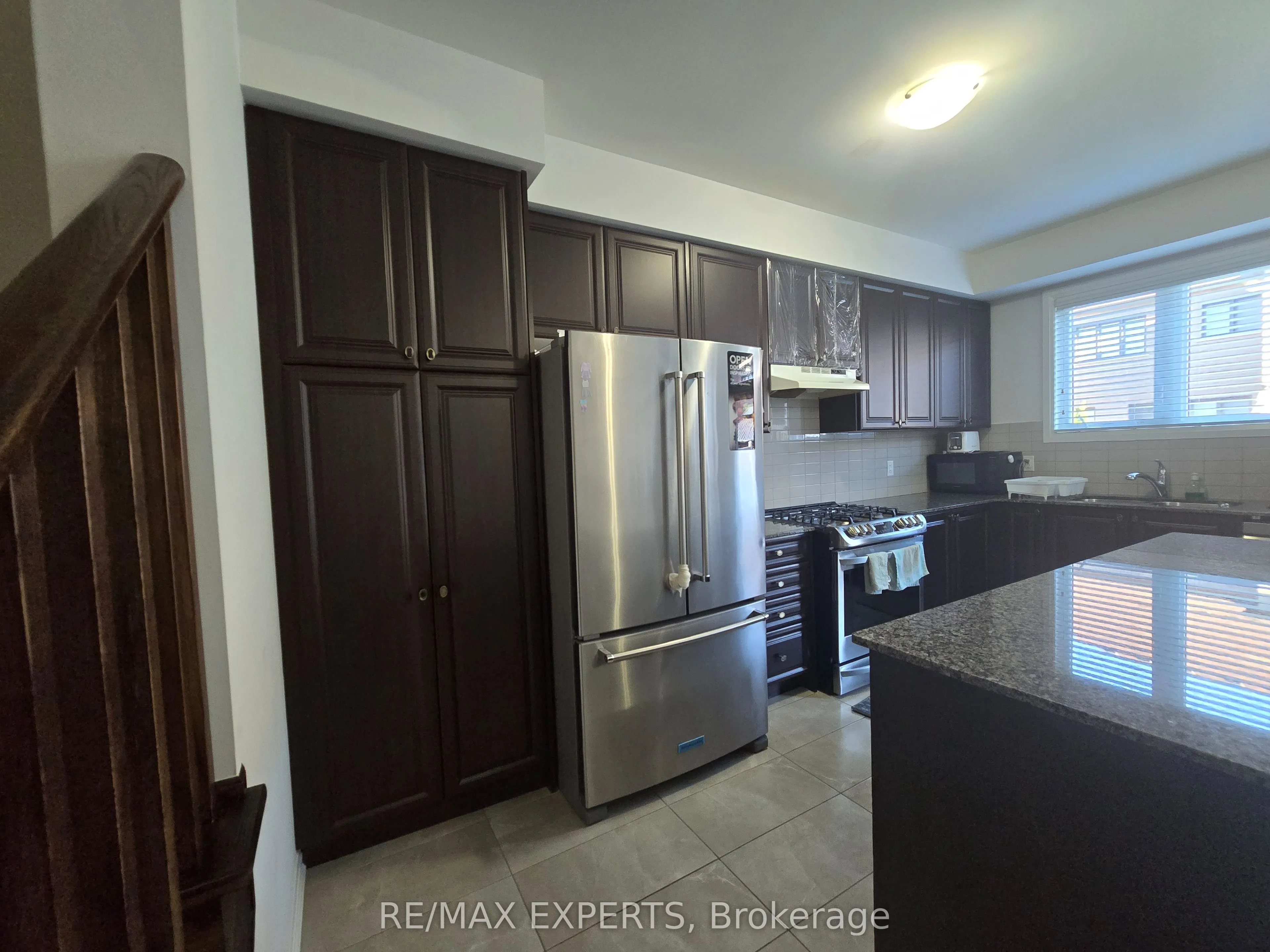 35 Landolfi Way