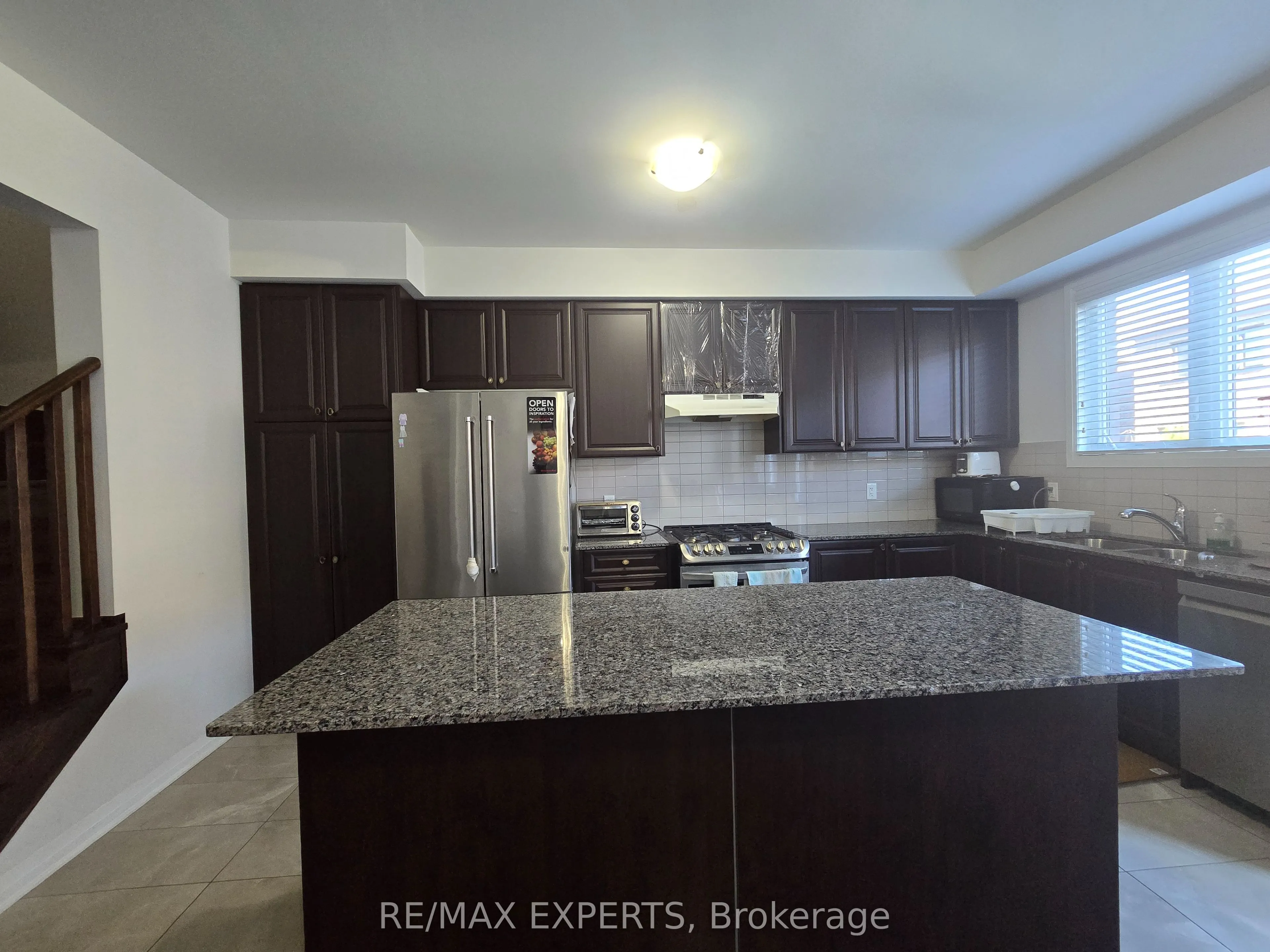 35 Landolfi Way