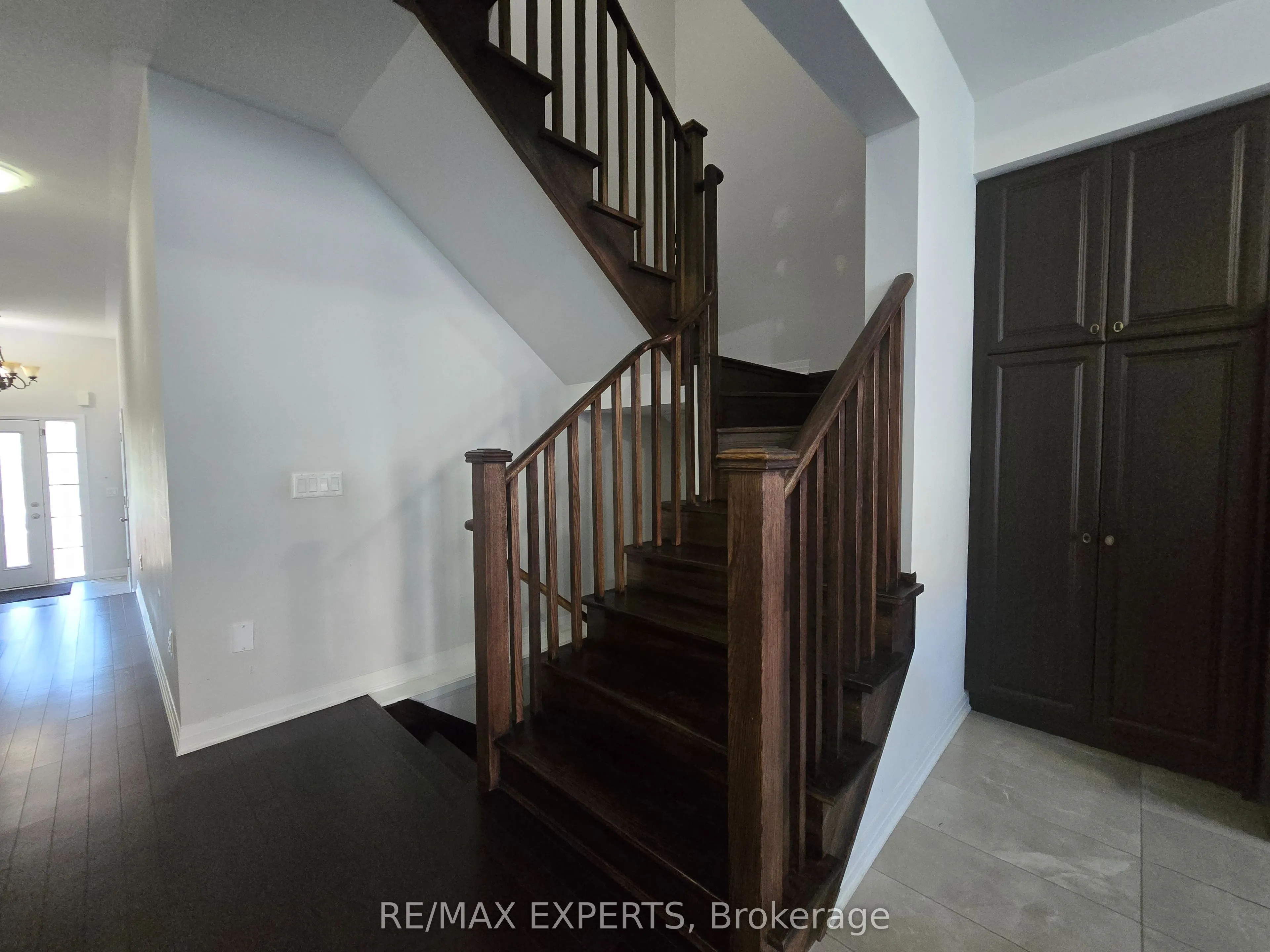 35 Landolfi Way