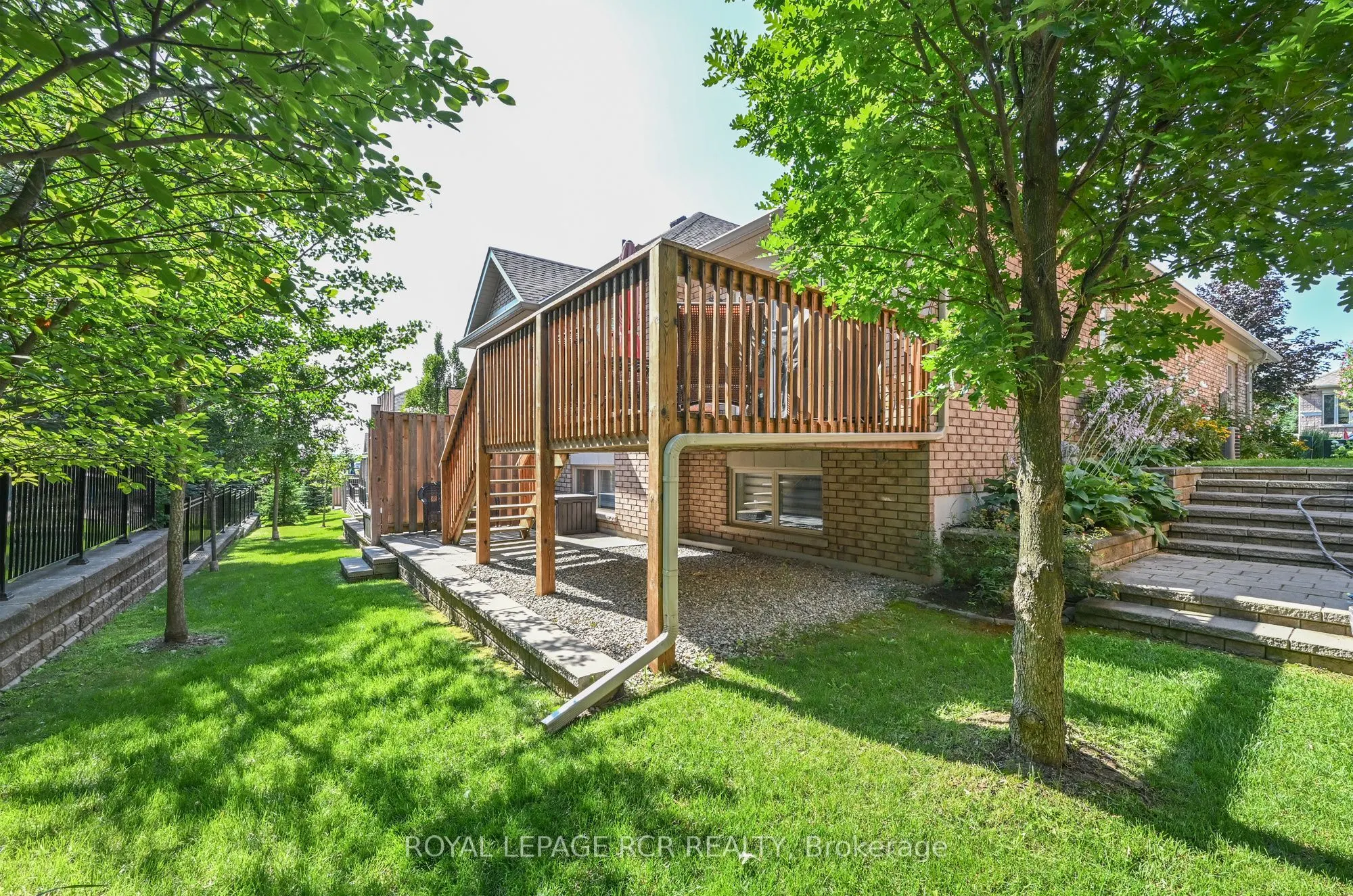 39 Westmount Drive #19
