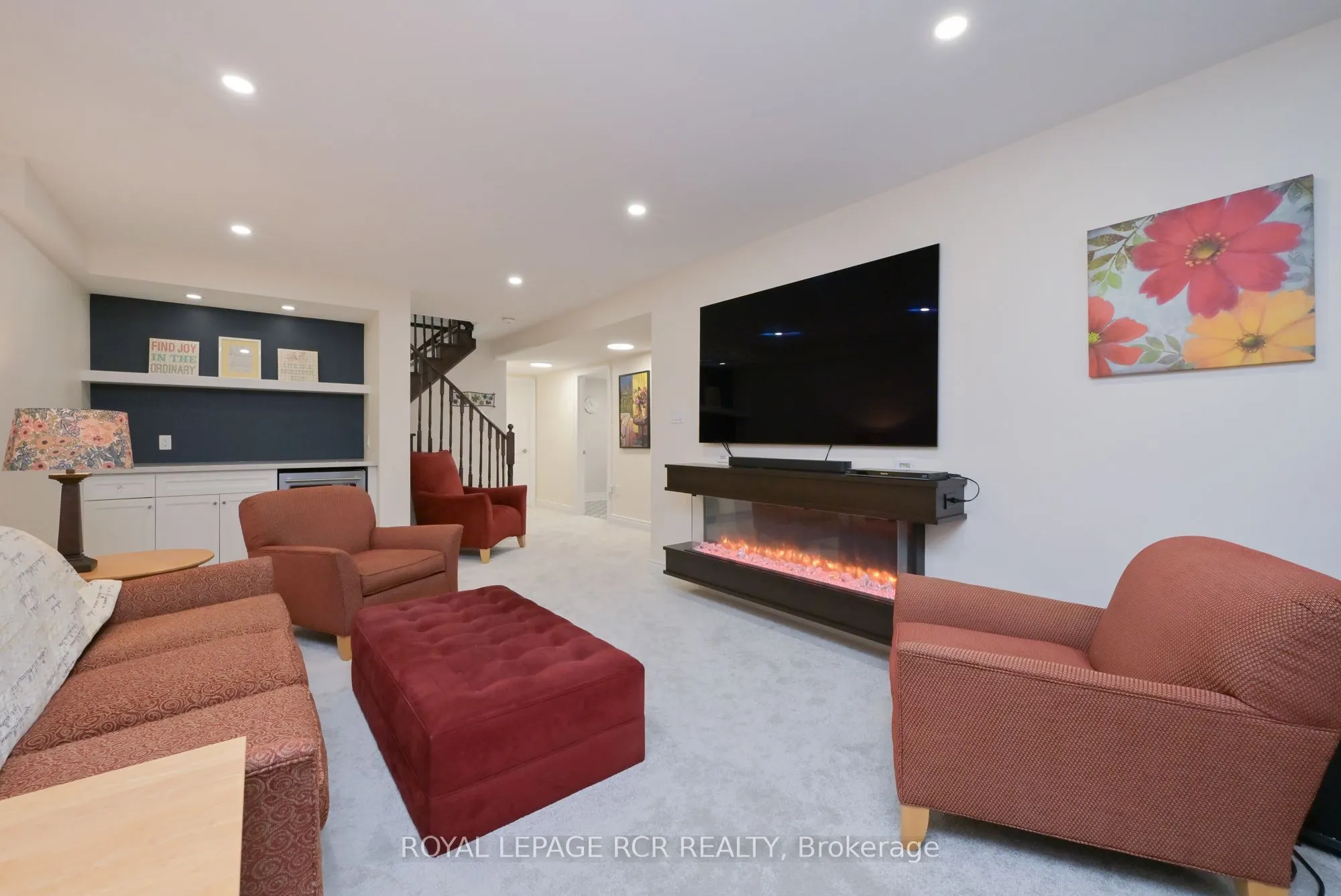 39 Westmount Drive #19