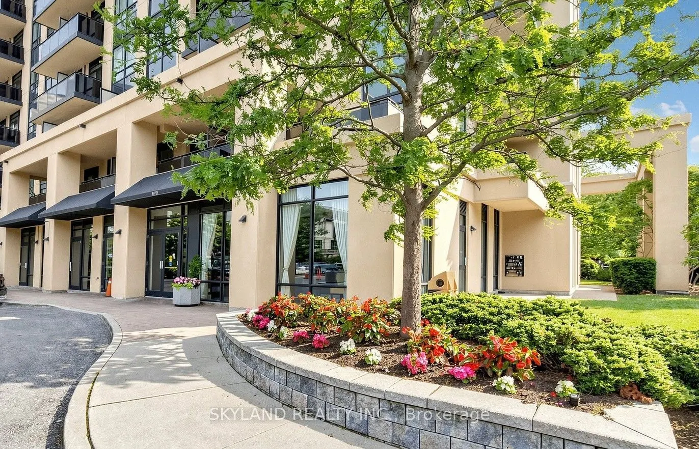 520 Steeles Avenue W #102
