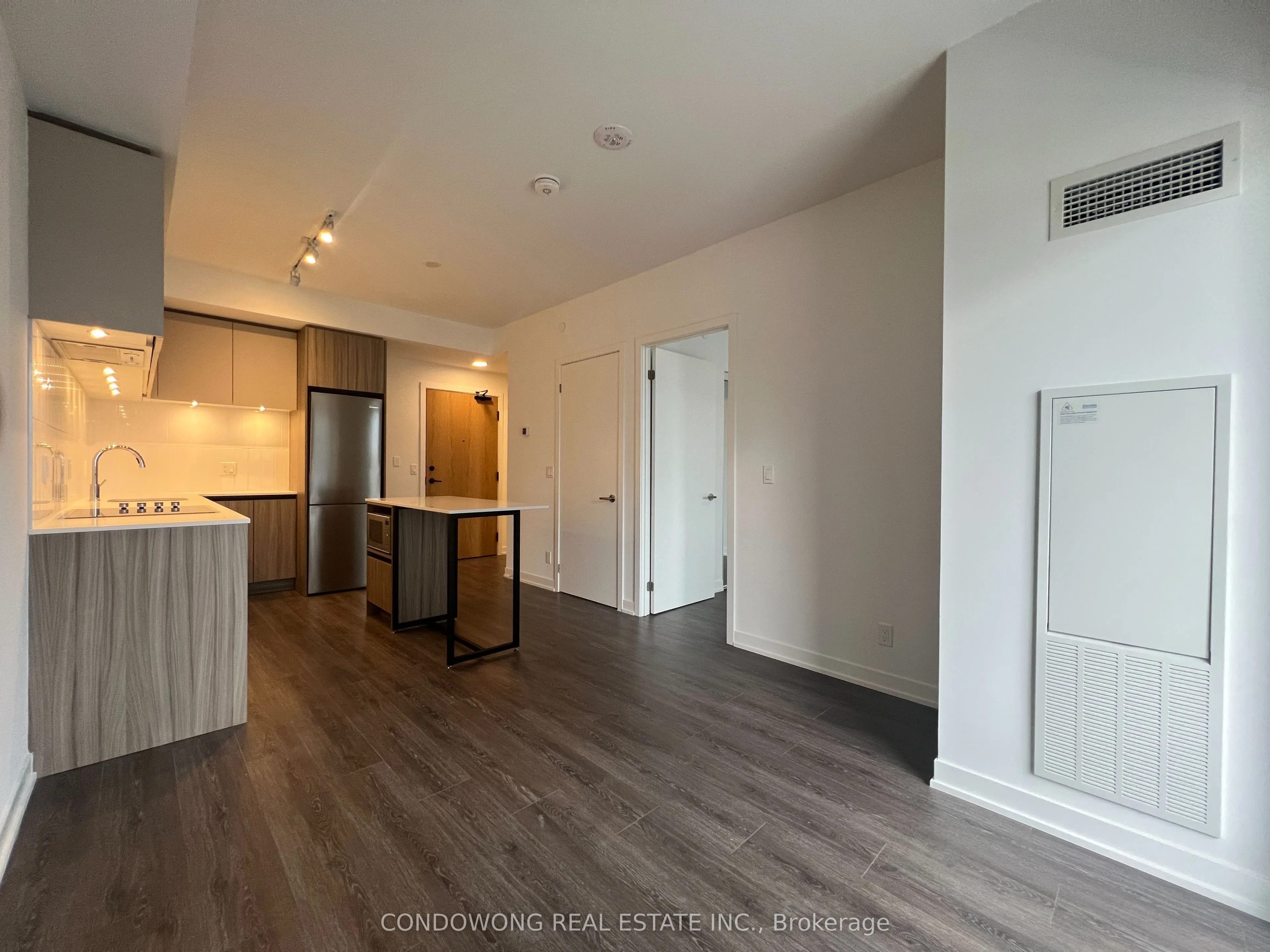 7950 Bathurst Street #518