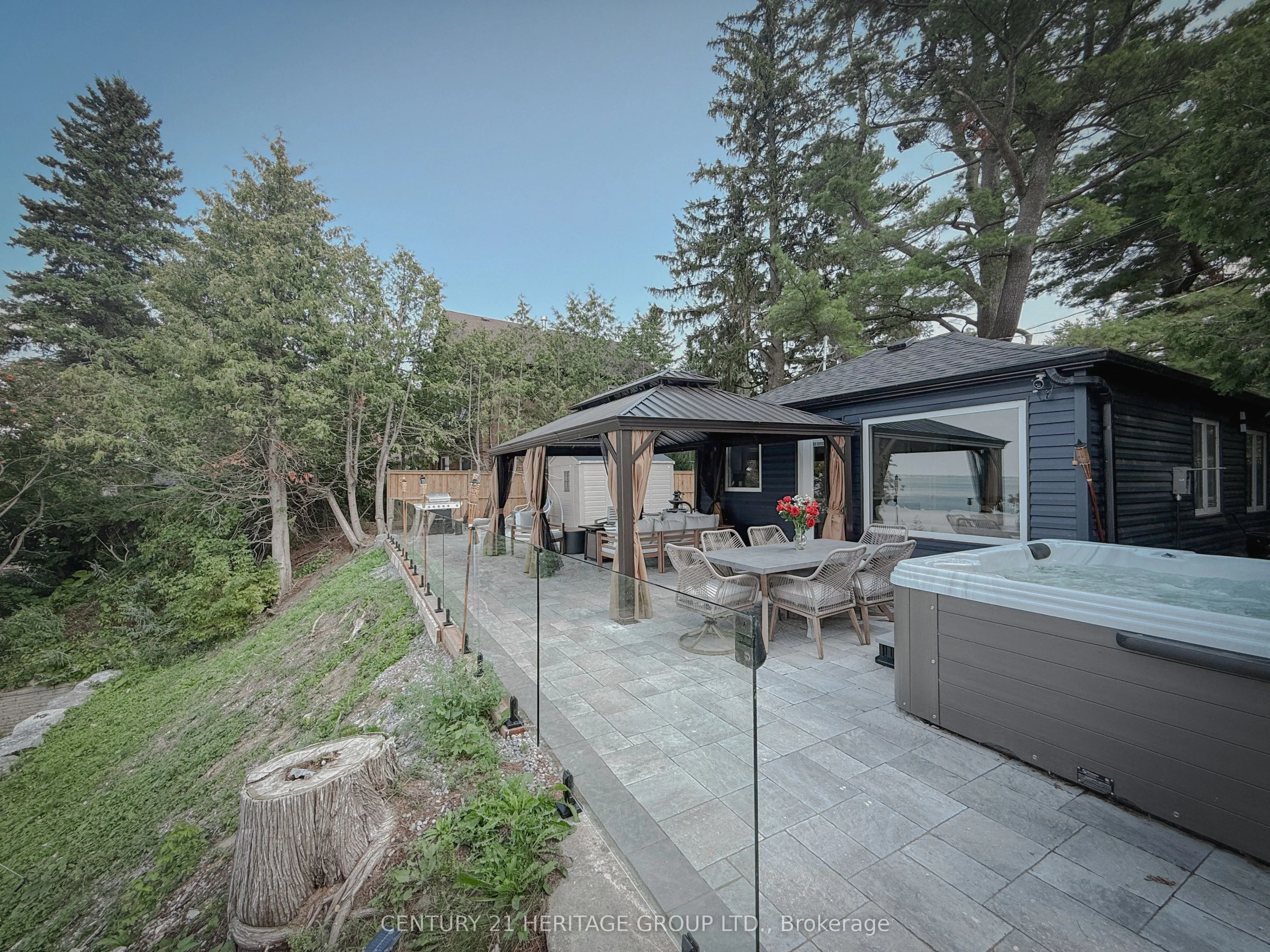 110 Hedge Road