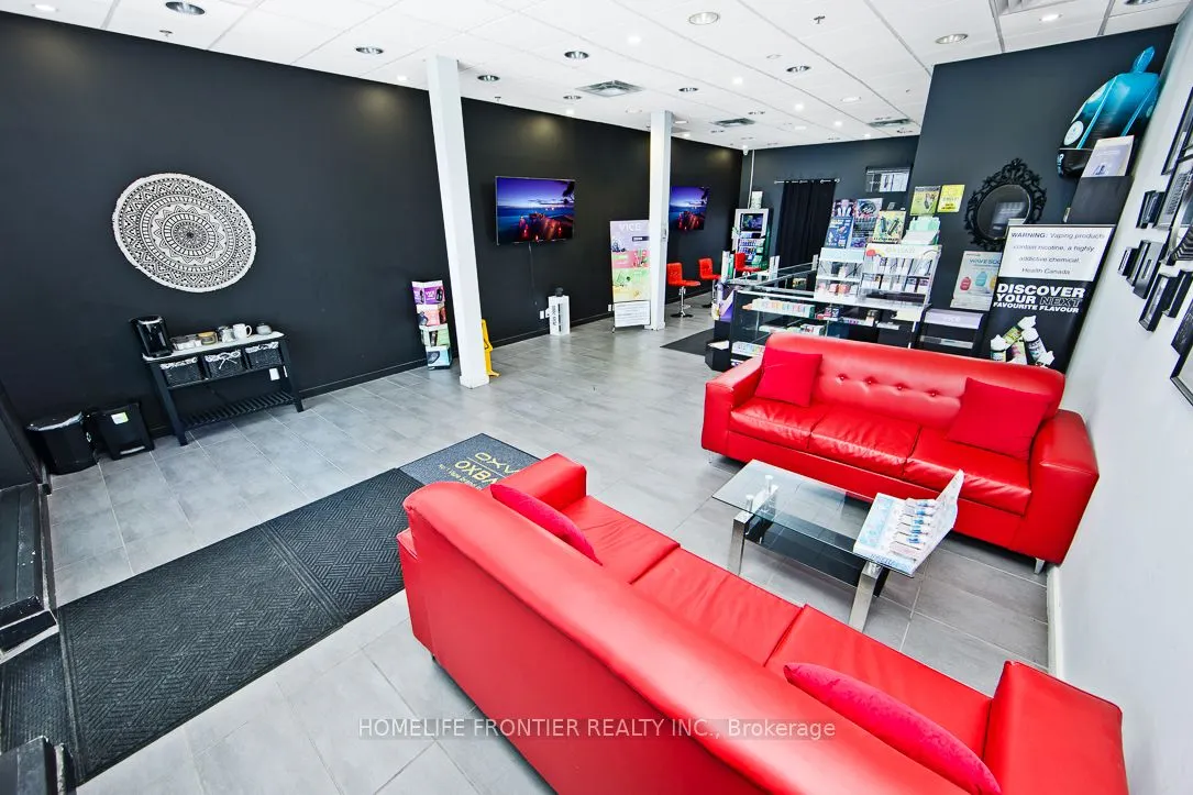 13390 Yonge Street