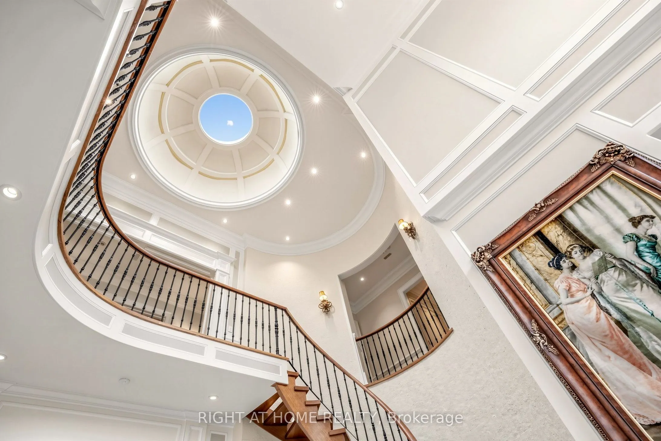 10 Yongeview Avenue