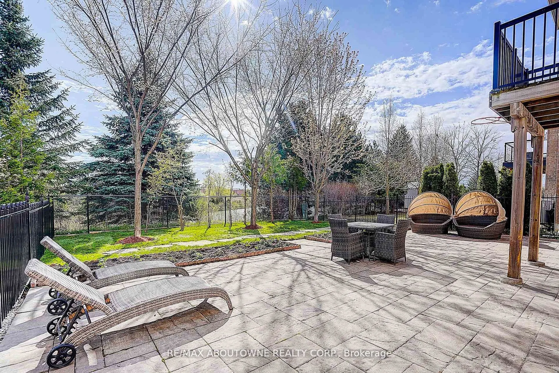 16 Gracedale Drive