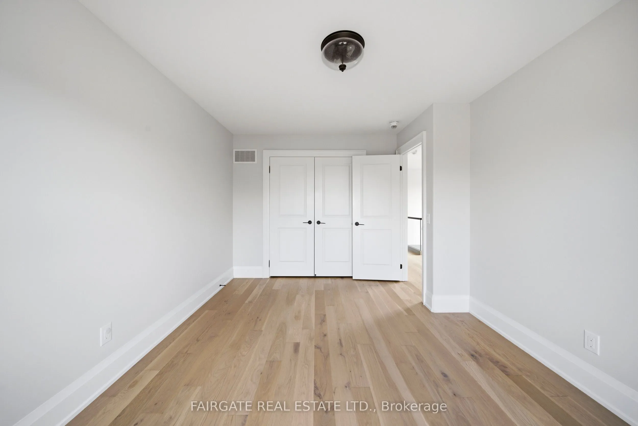 15 Princess Charlotte Avenue