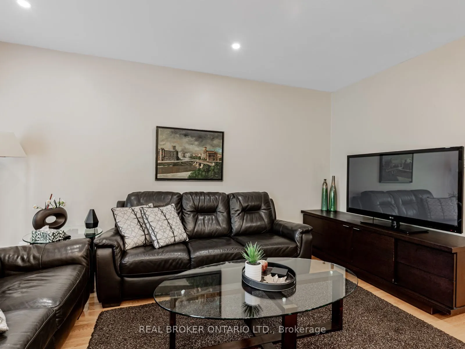 125 Kersey Crescent