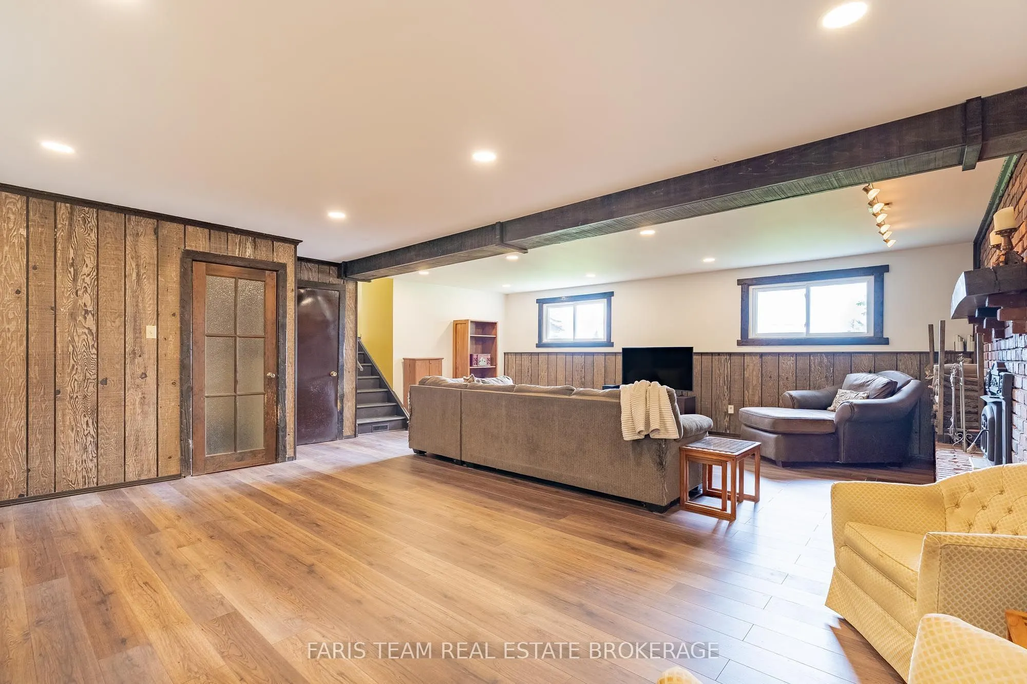 3114 Innisfil Beach Road