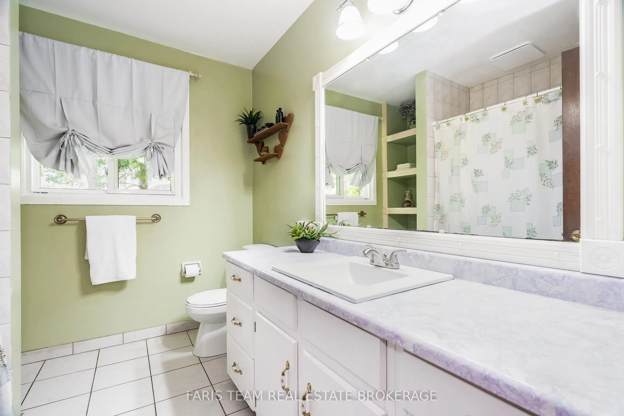 3114 Innisfil Beach Road