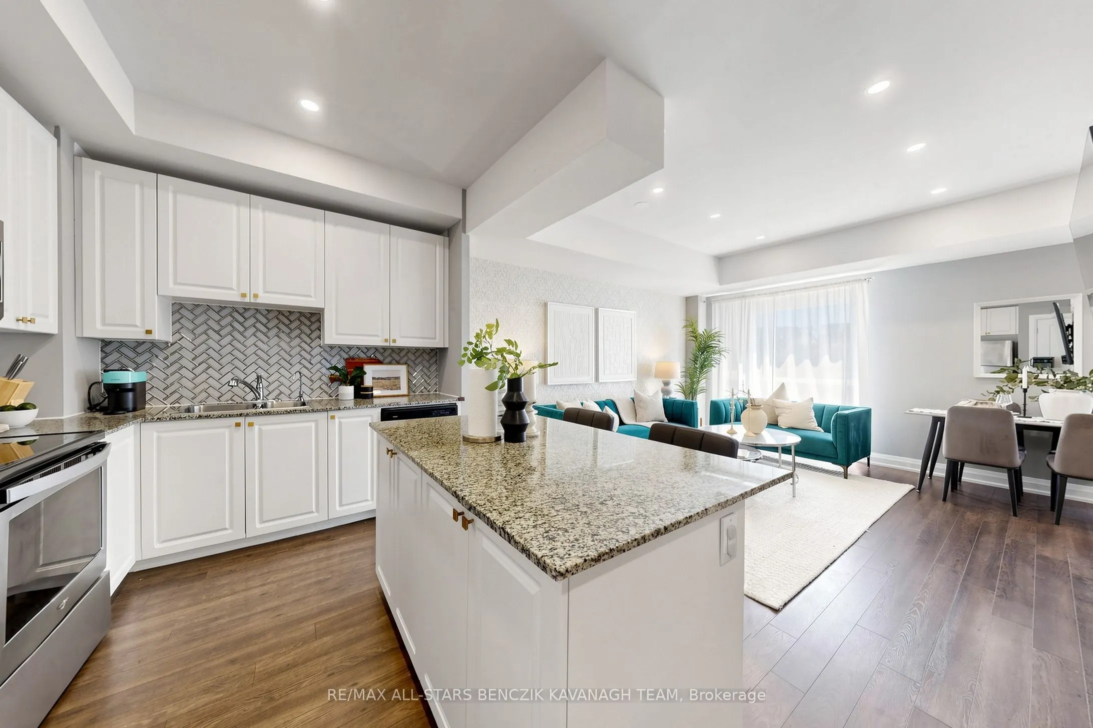 5309 Highway 7 #1103