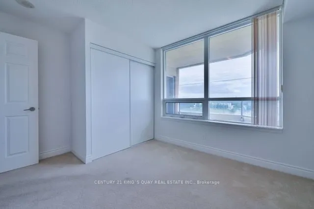23 Cox Boulevard #572
