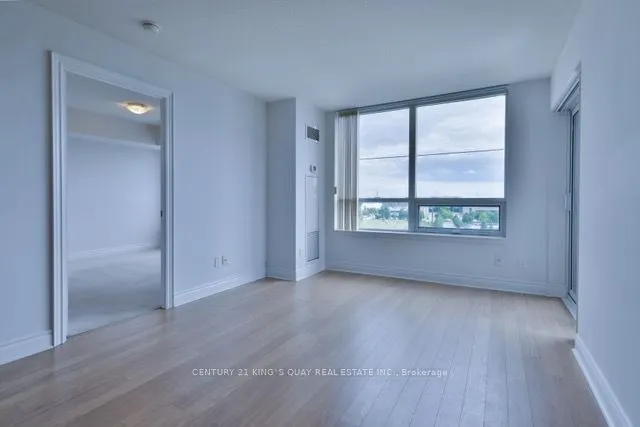 23 Cox Boulevard #572