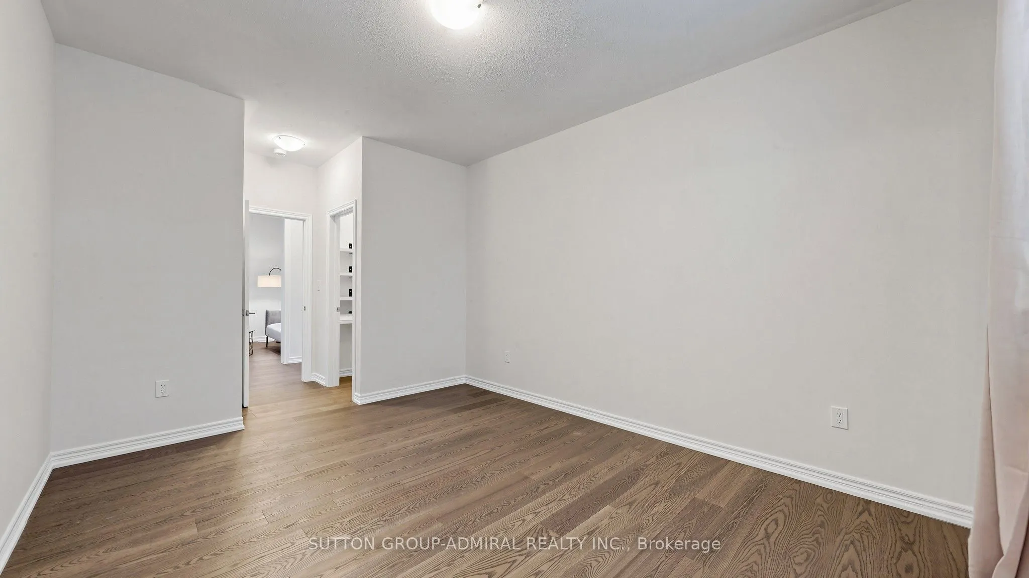 284 East's Corners Boulevard