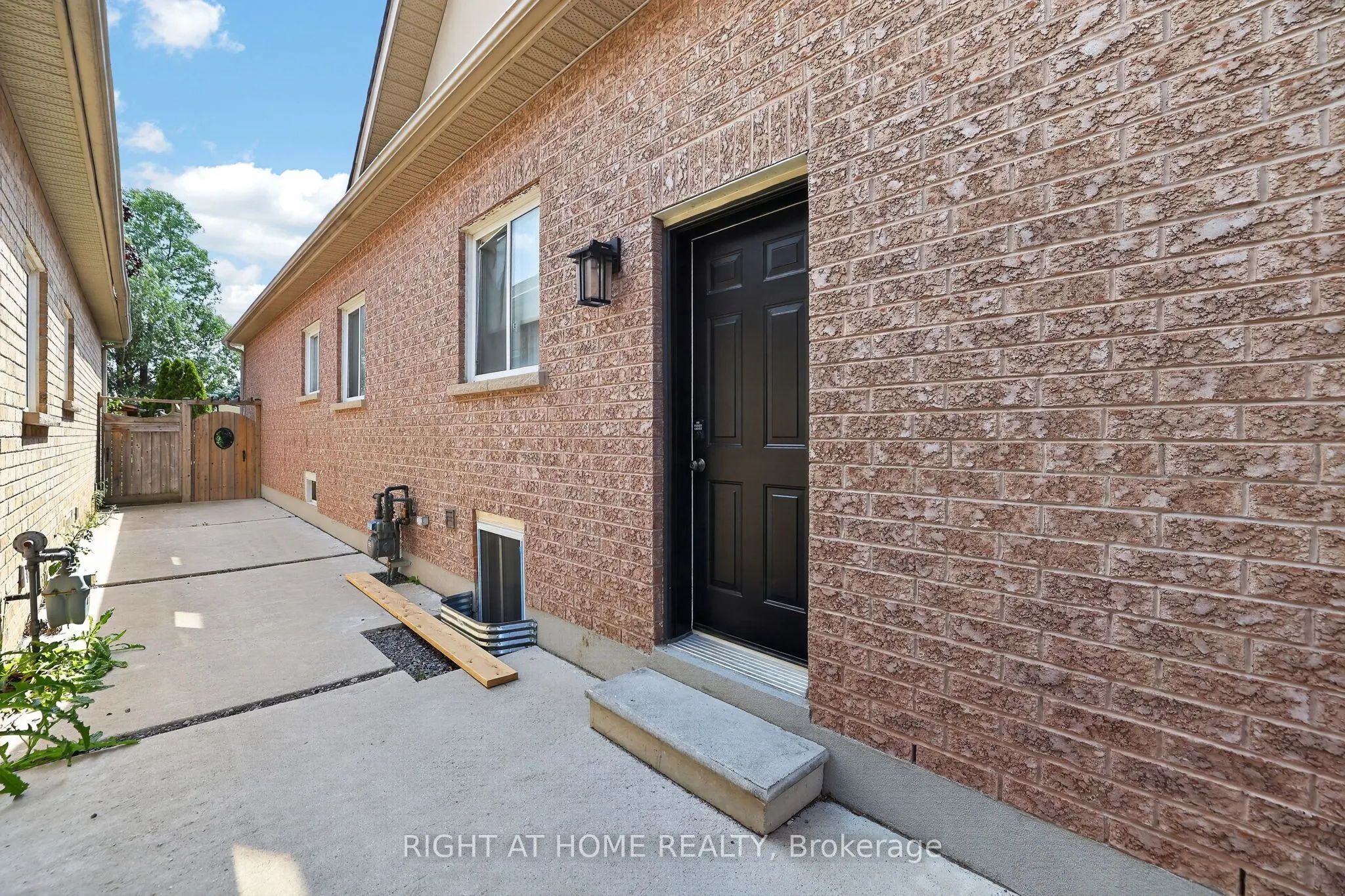 66 Sanremo Court