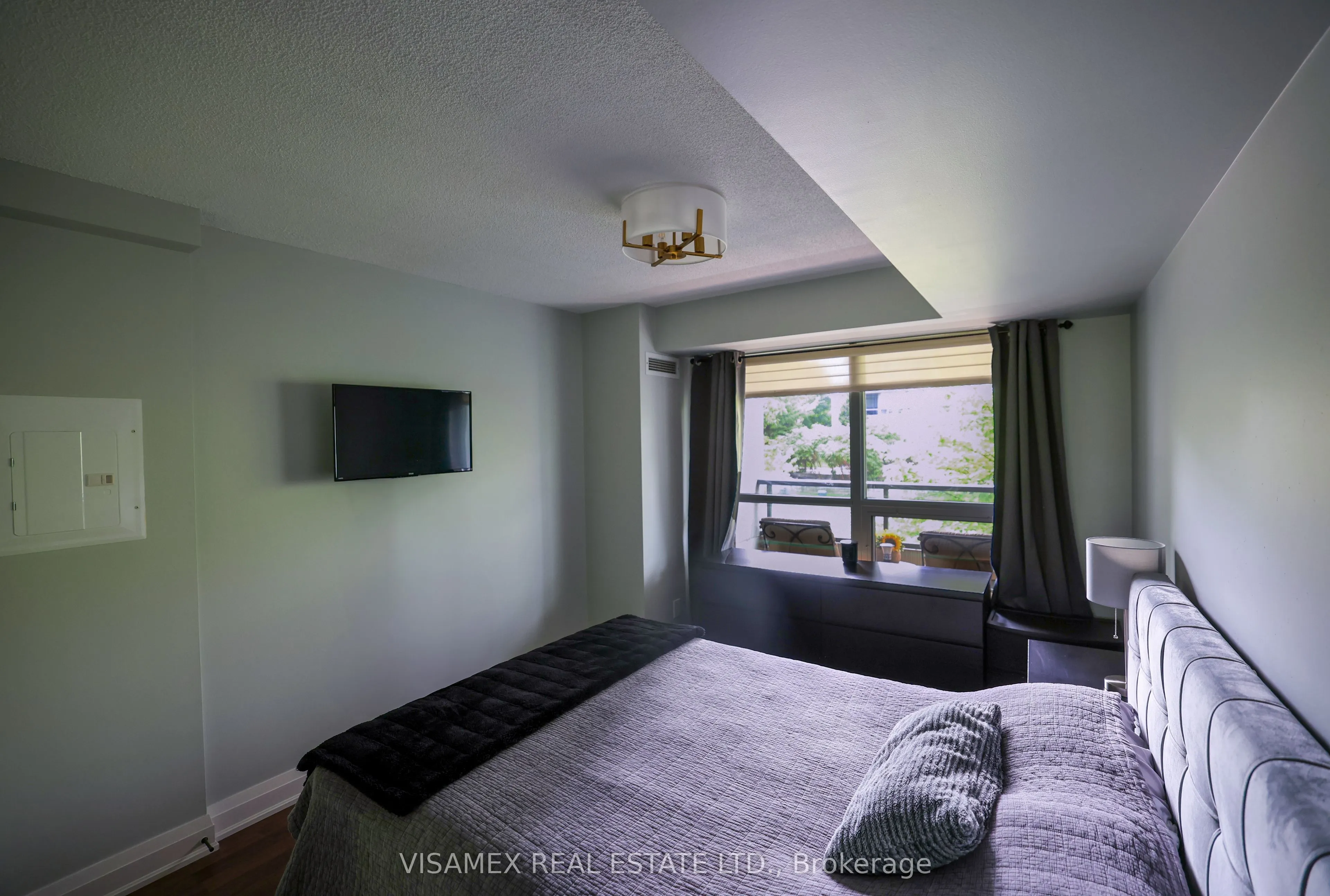 20 North Park Road #210