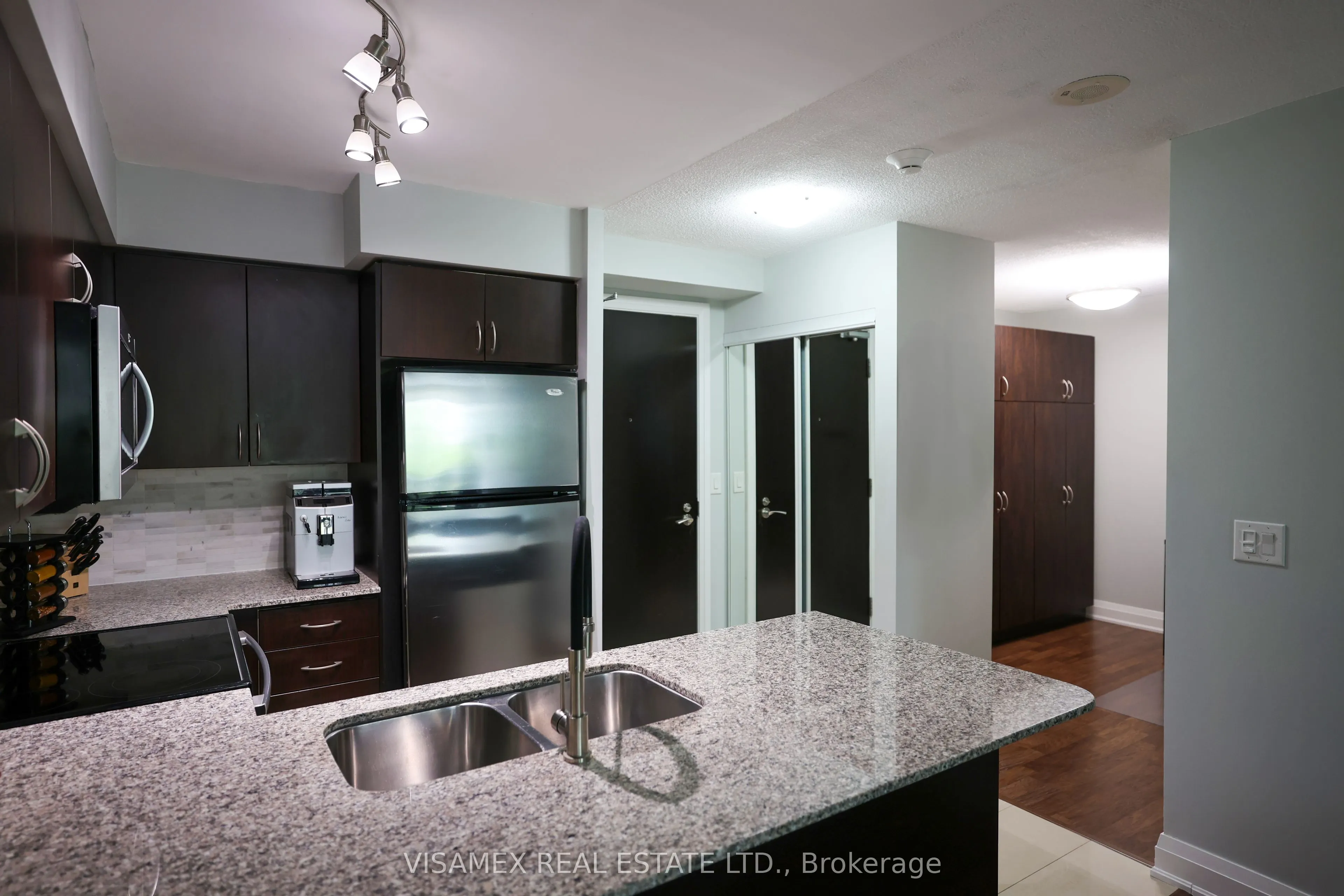 20 North Park Road #210