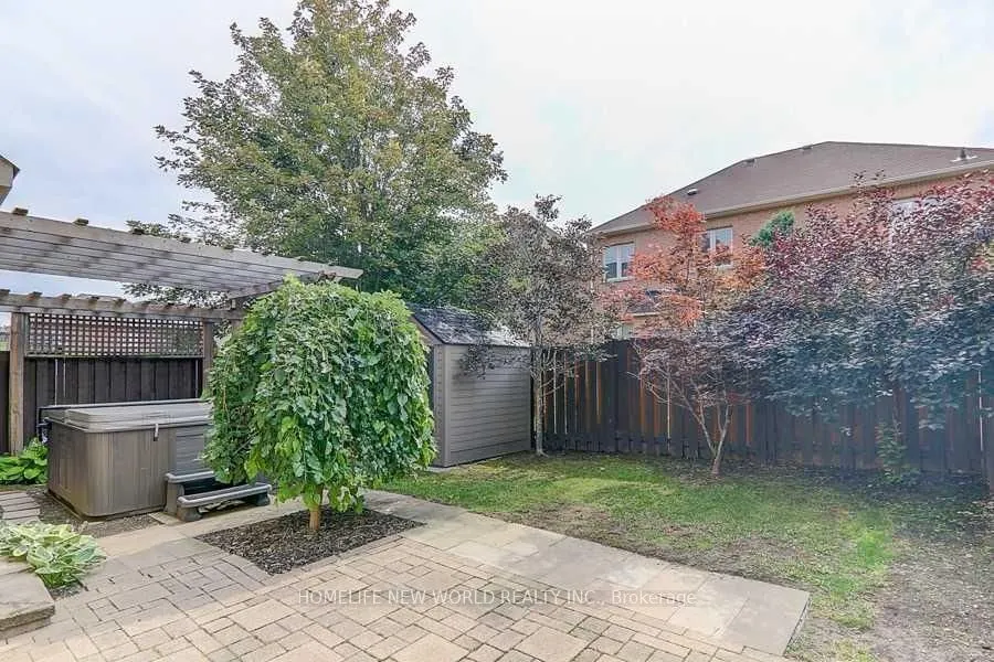 59 Albright Crescent
