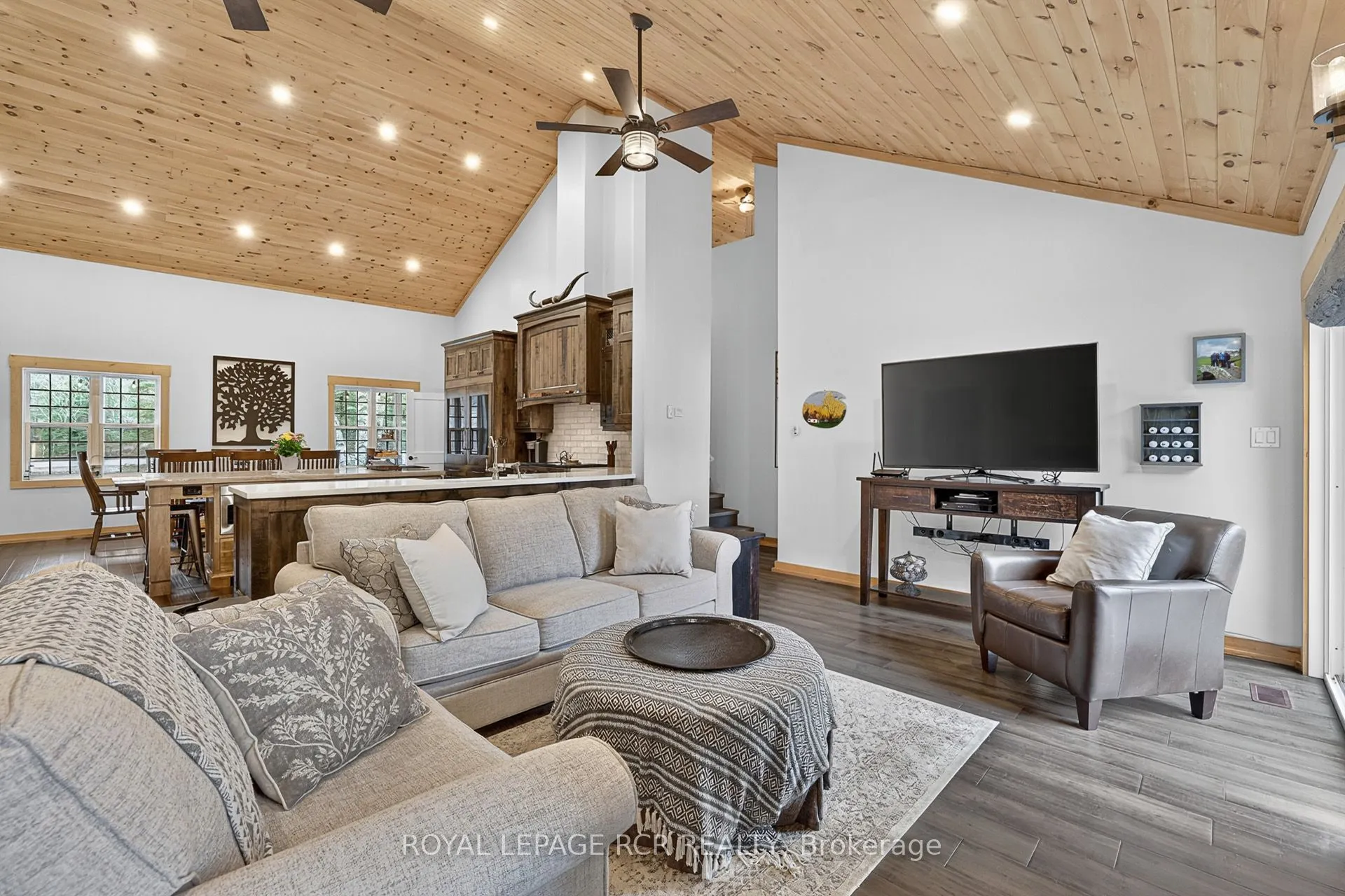 4143 Vivian Road