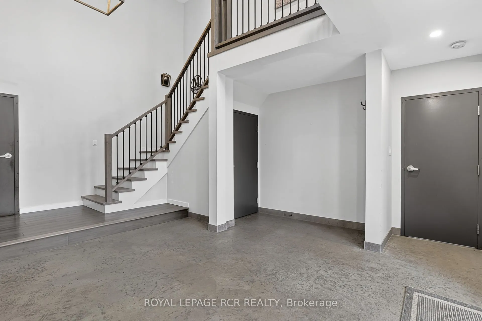 4143 Vivian Road