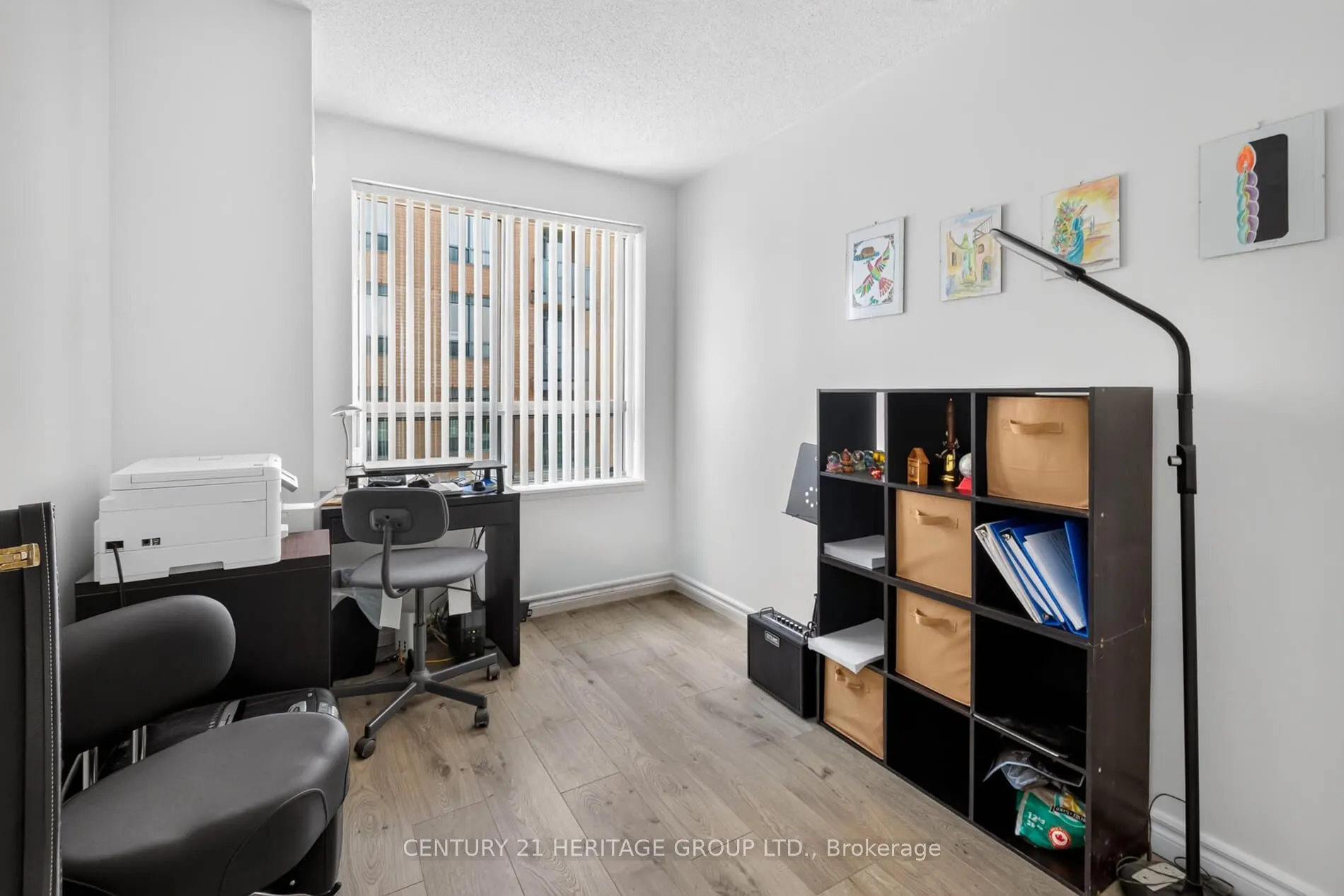 39 Oneida Crescent #1017