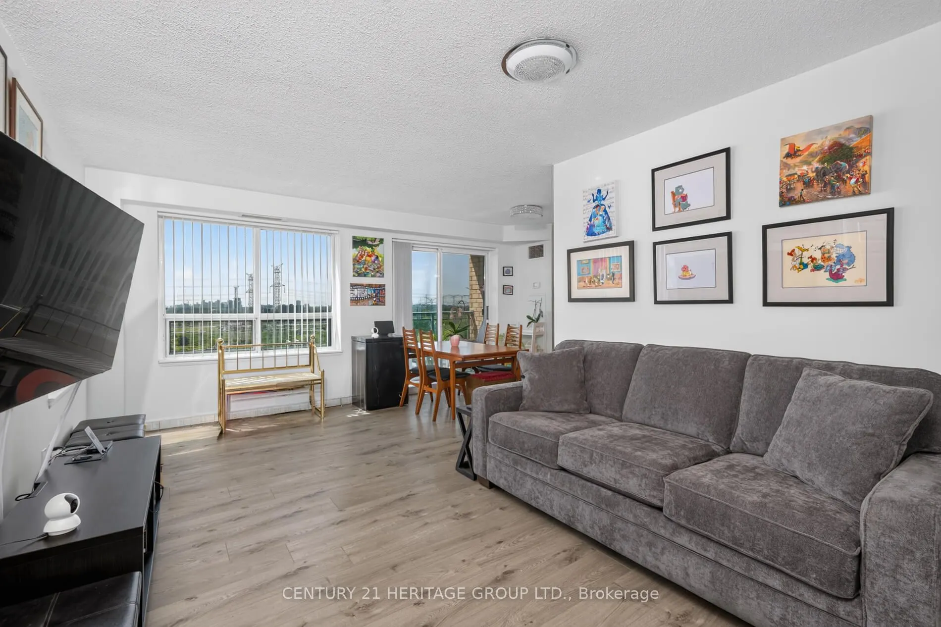 39 Oneida Crescent #1017