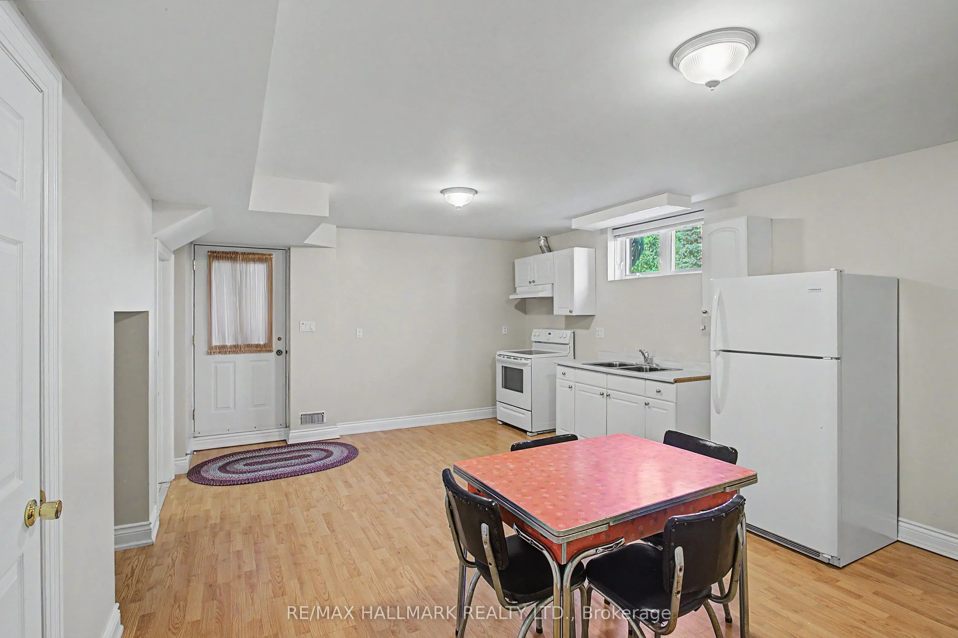 102 Duncan Road