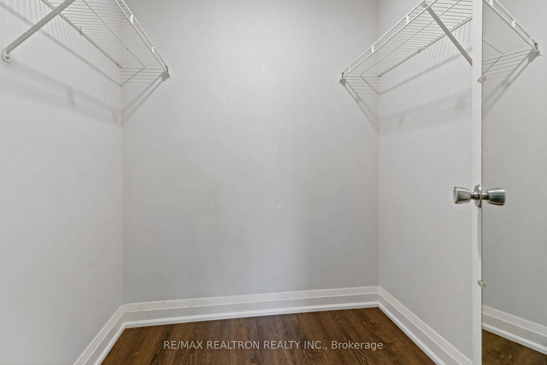 40 Baif Boulevard #208