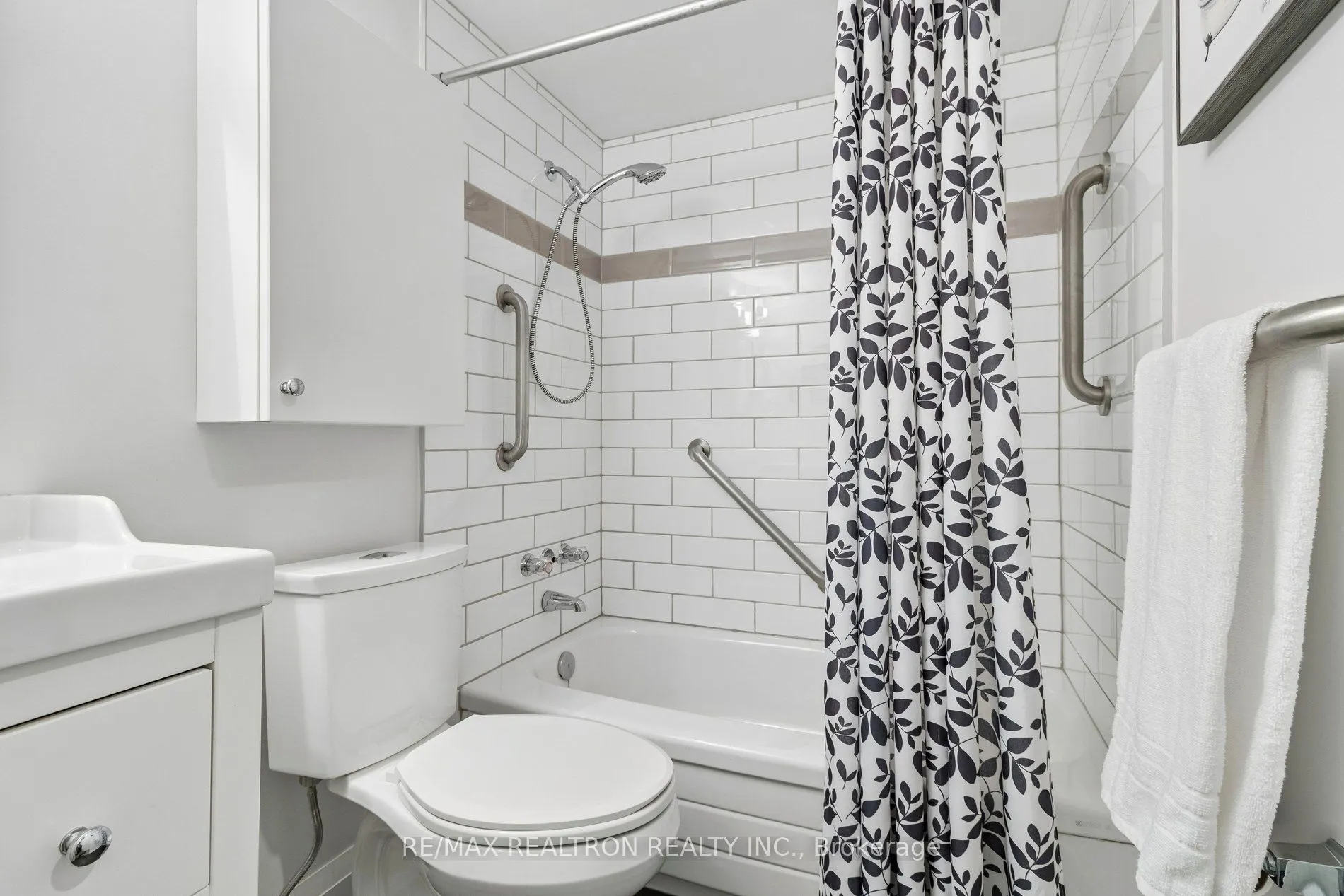 40 Baif Boulevard #208