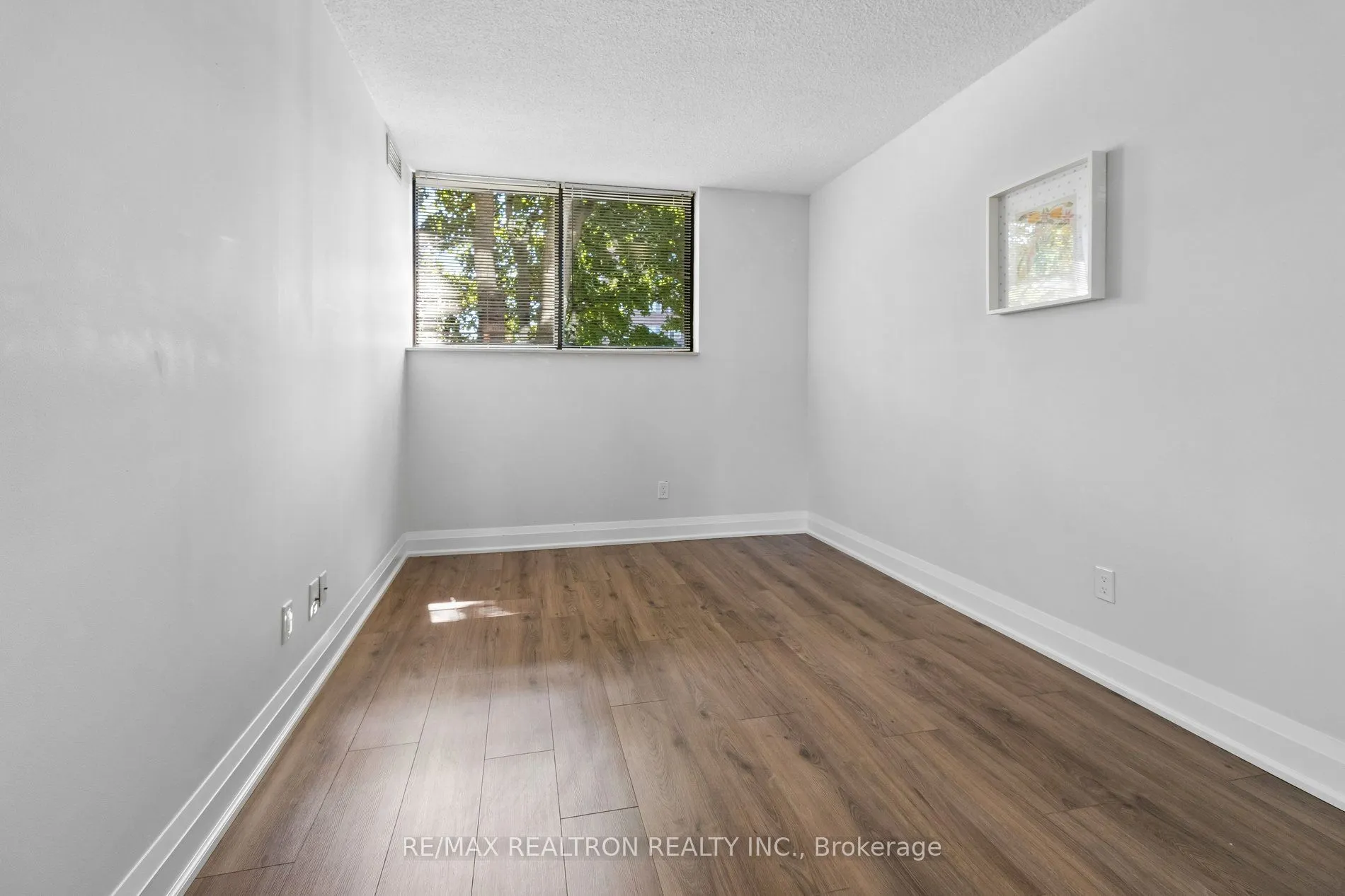 40 Baif Boulevard #208
