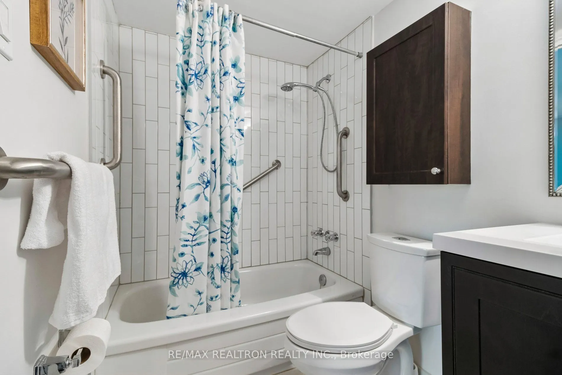 40 Baif Boulevard #208