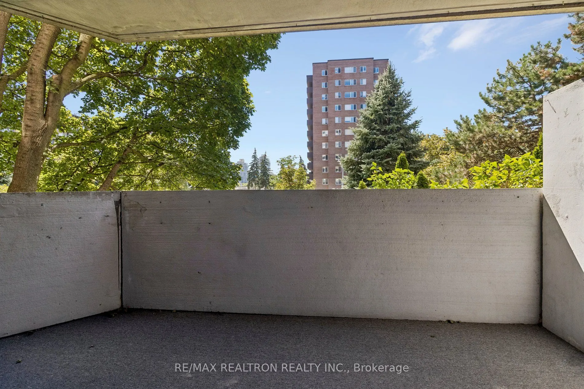 40 Baif Boulevard #208