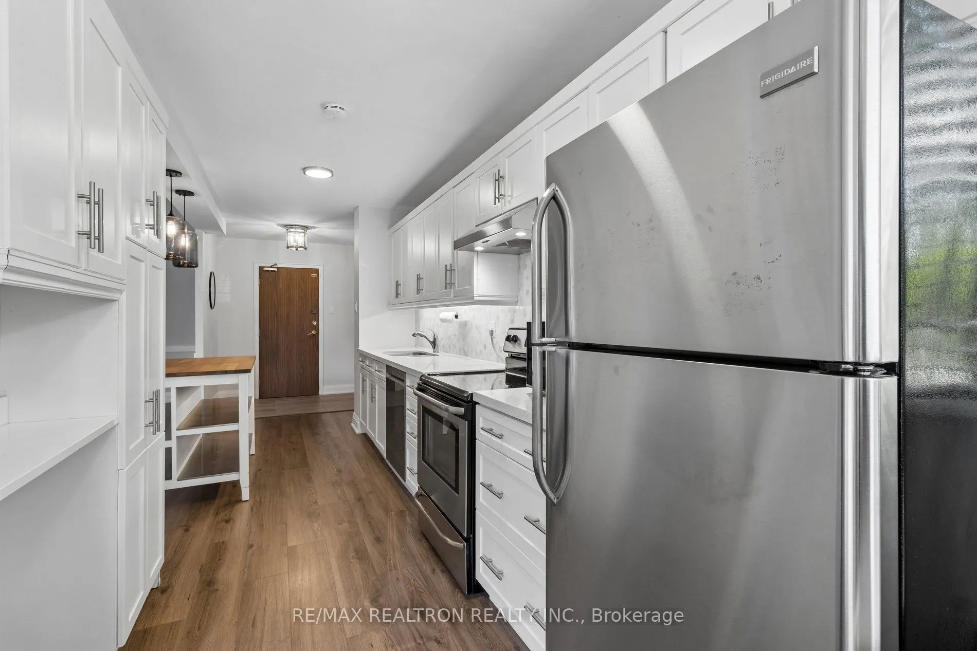 40 Baif Boulevard #208